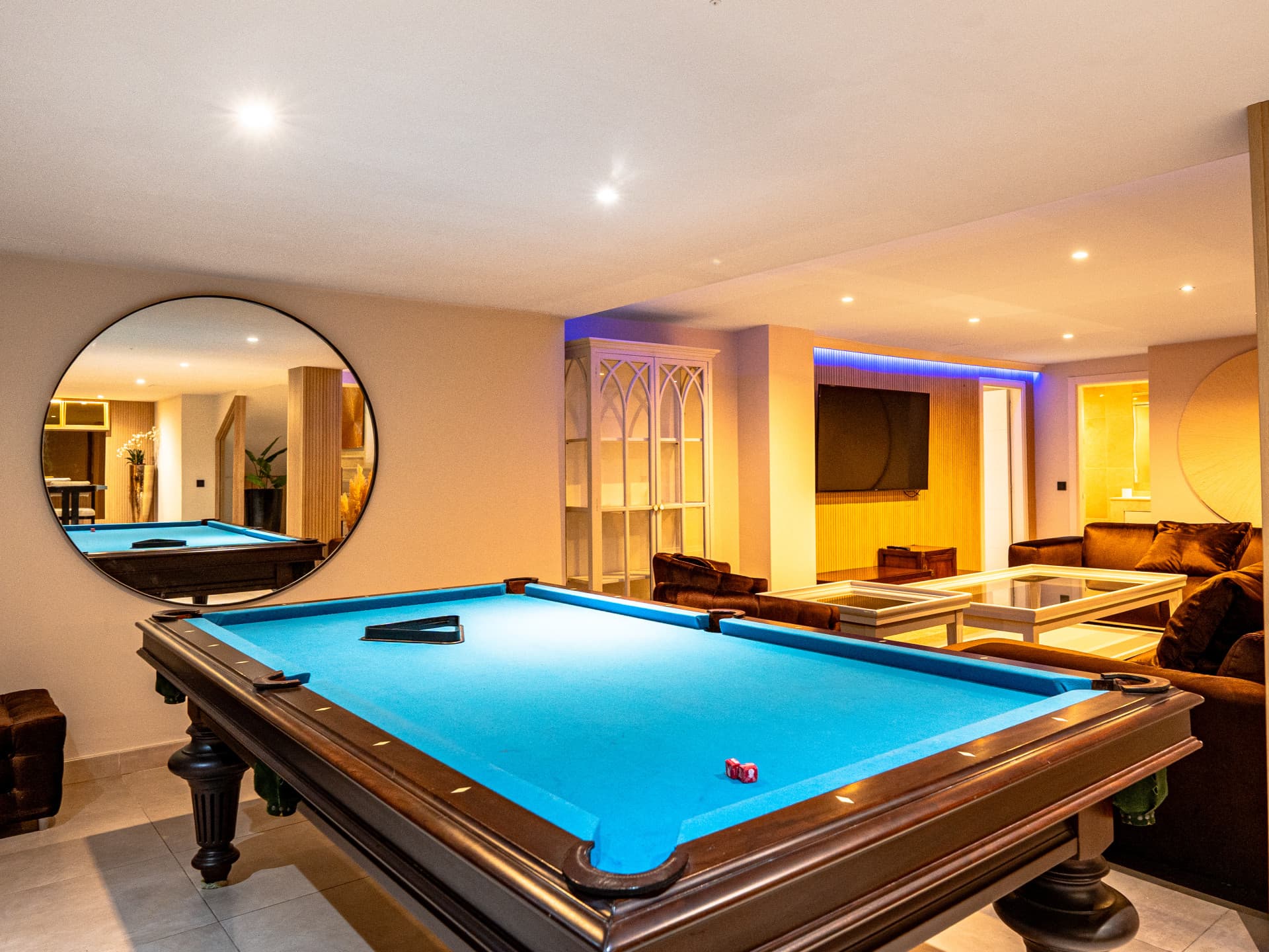 Luxury Six-Bedroom Villa in Nueva Andalucía’s Prestigious Golf Valley