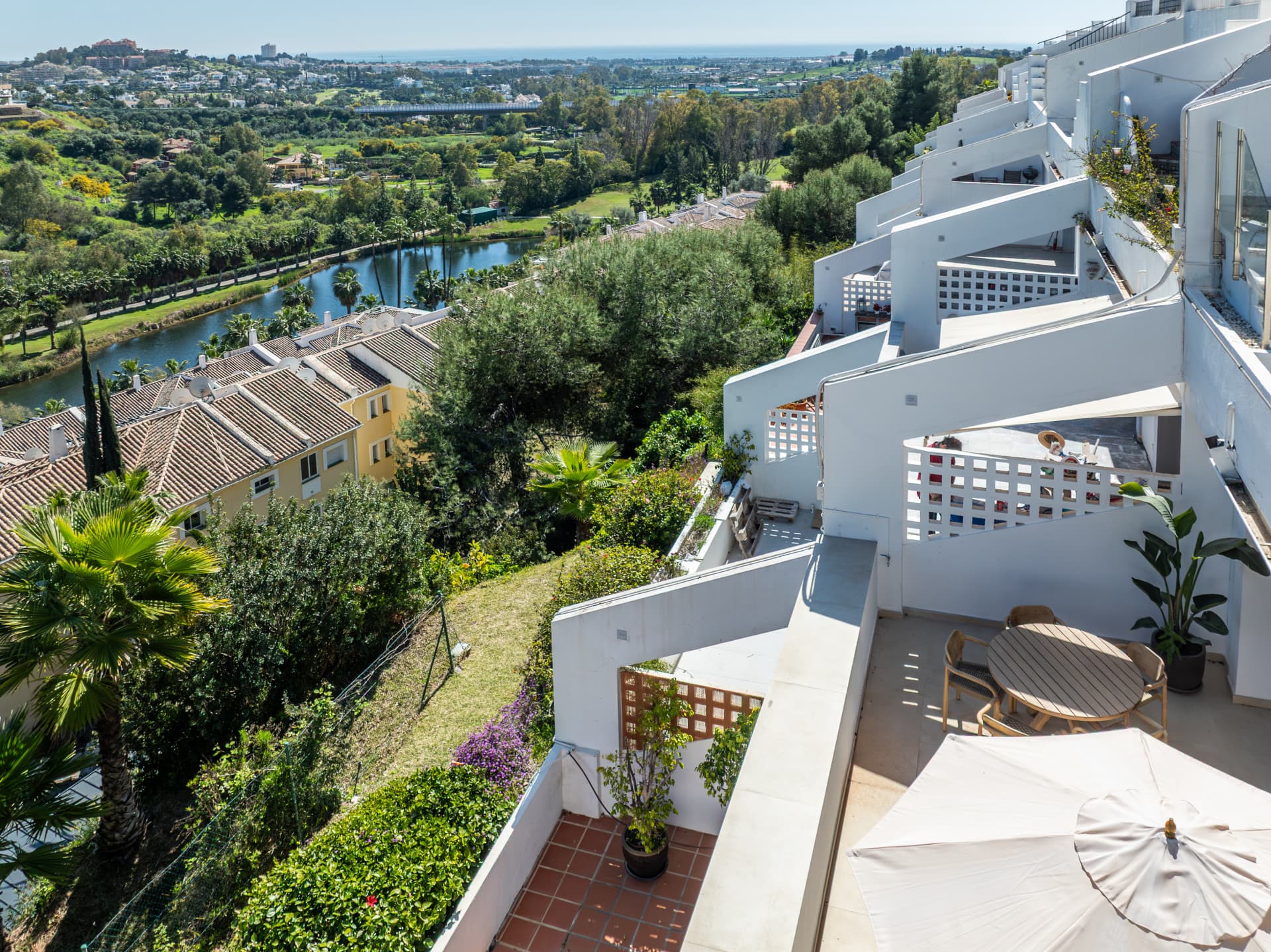Stylish Two-Bedroom Apartment in Mirador La Quinta