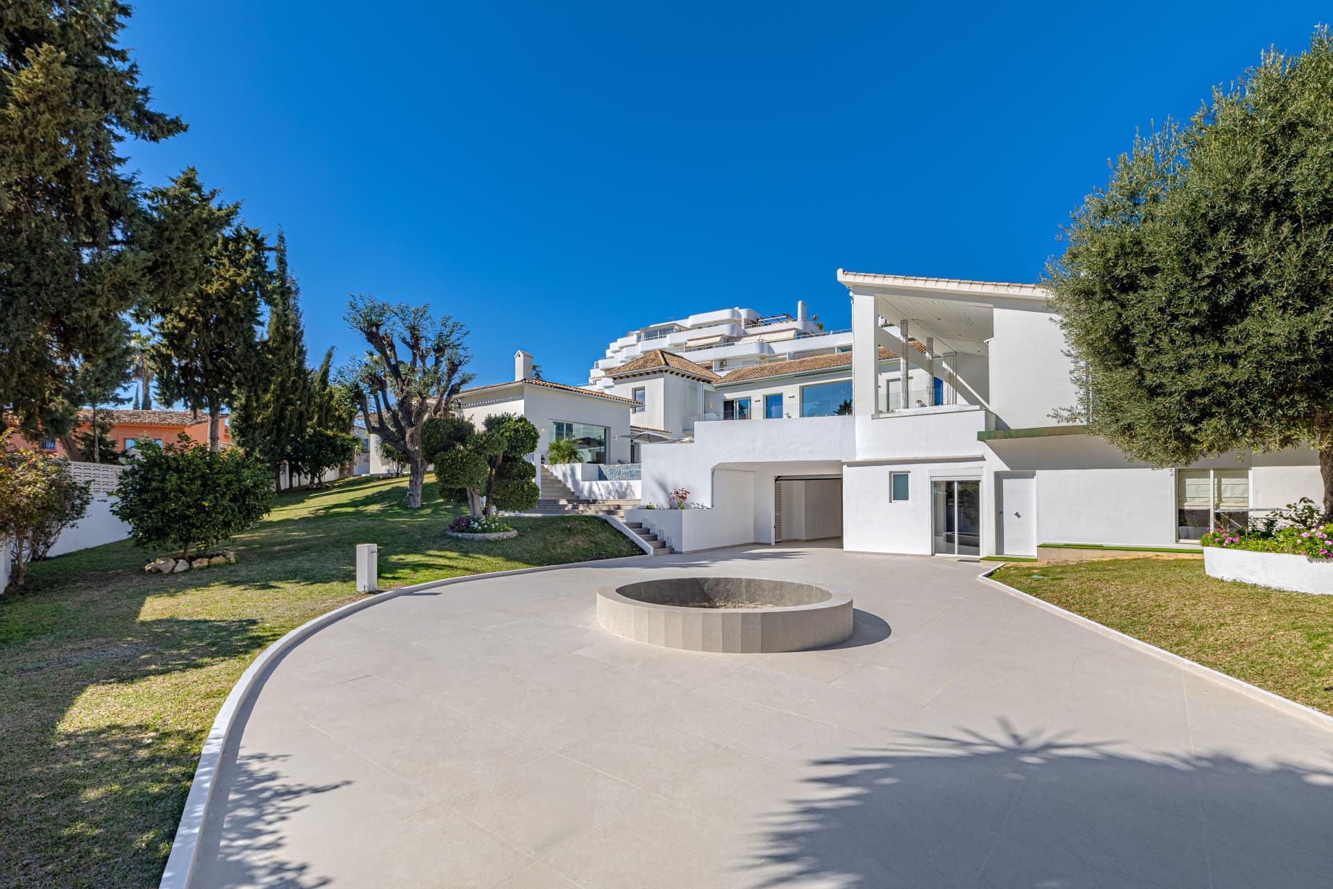 Exceptional Luxury Villa in Guadalmina Alta