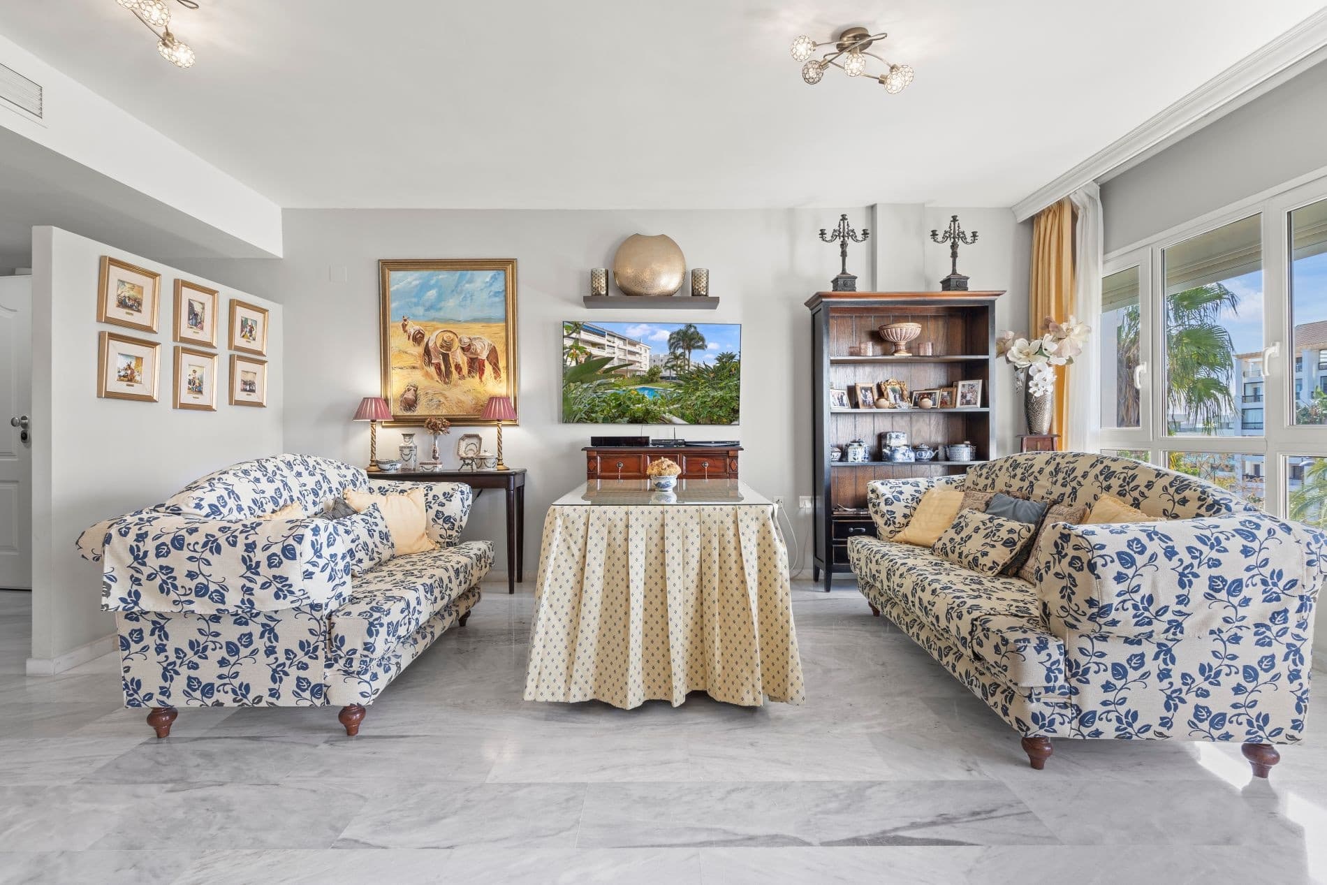 Spacious Duplex Penthouse in the Heart of San Pedro Alcántara