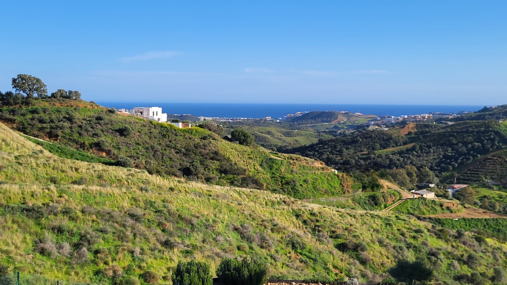Villa contemporánea en venta en La Reserva de la Cala Golf, Mijas, España