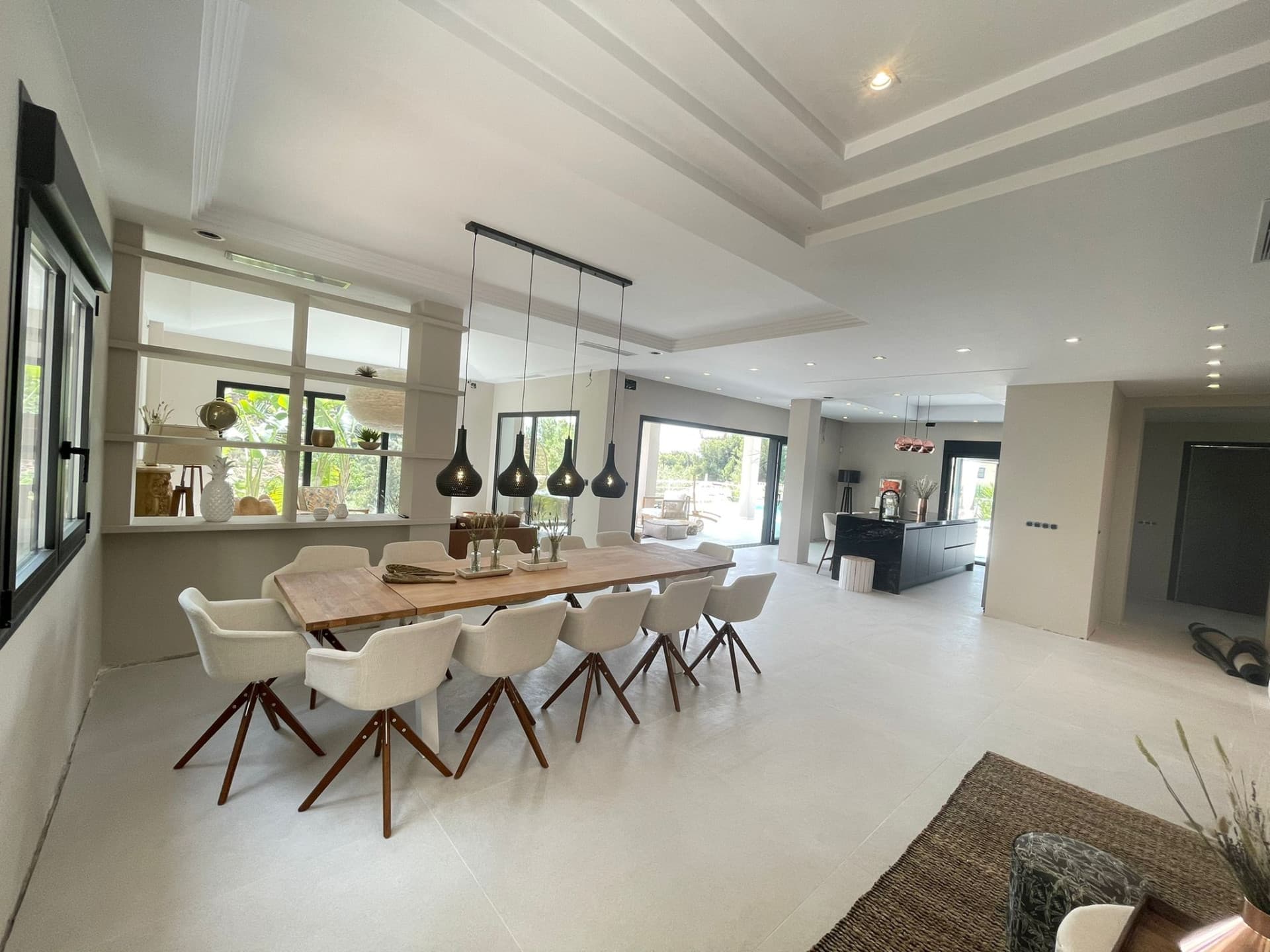 Stunning contemporary Villa for sale in Elviria, Marbella