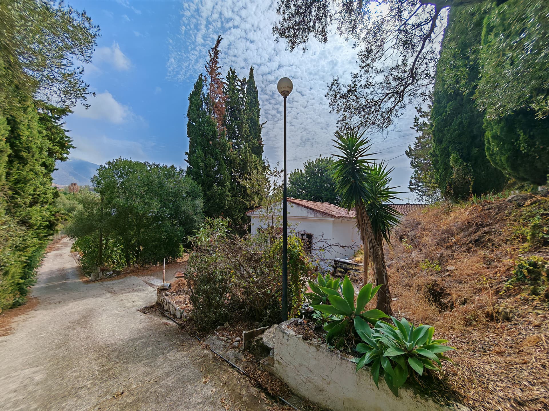 Villa Renovation Opportunity with Two Independent Guest Bungalows Near Mijas Pueblo