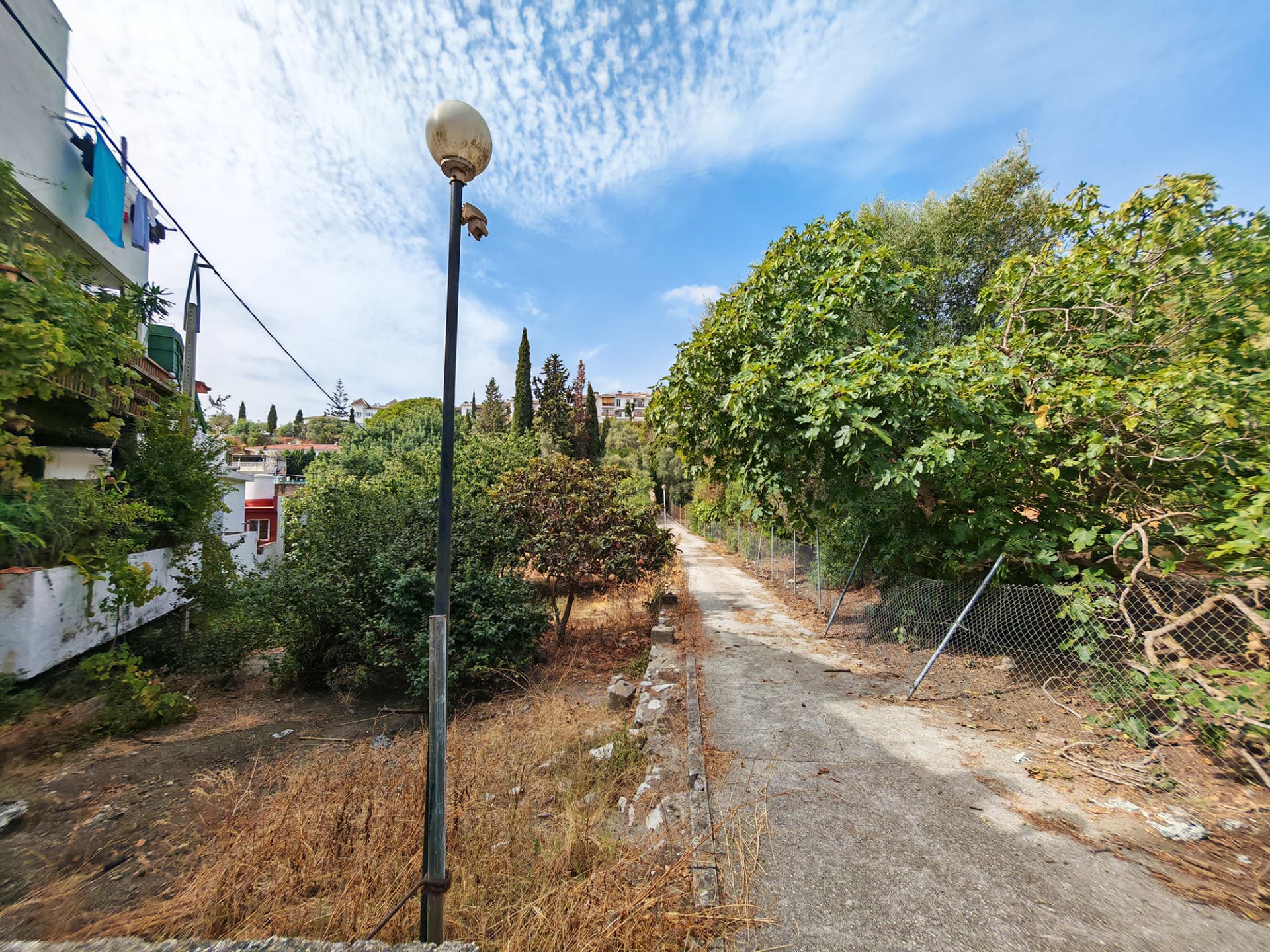 Villa Renovation Opportunity with Two Independent Guest Bungalows Near Mijas Pueblo
