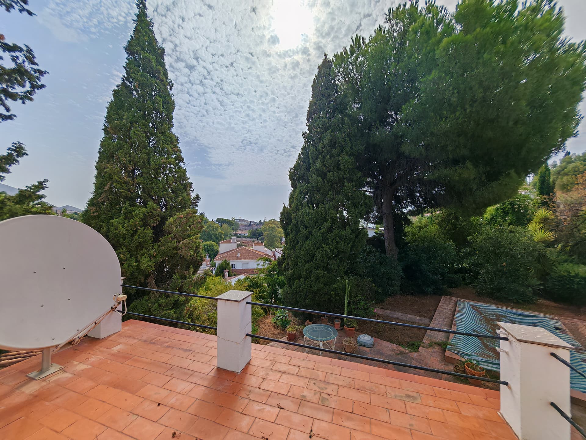 Villa Renovation Opportunity with Two Independent Guest Bungalows Near Mijas Pueblo