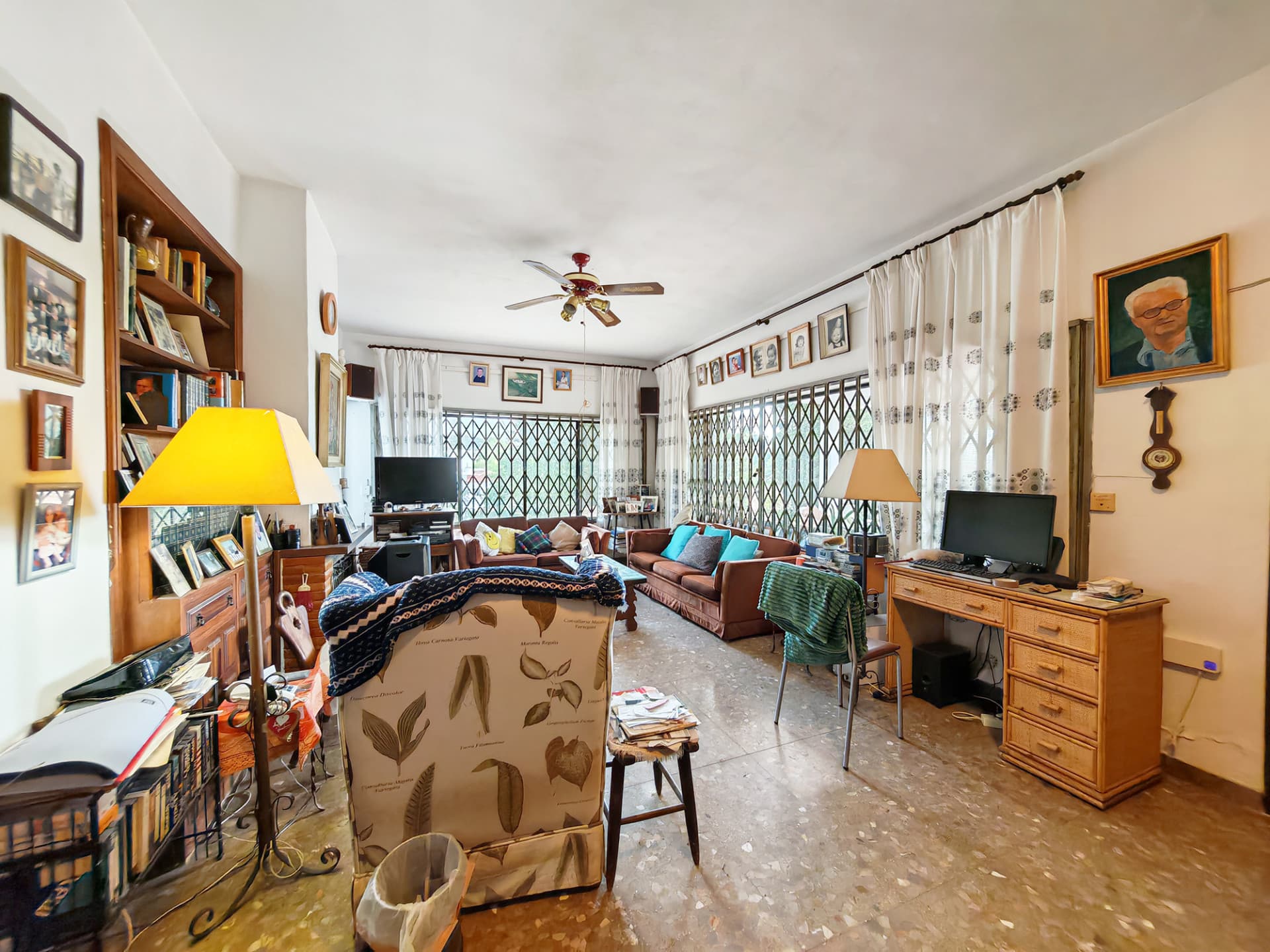 Villa Renovation Opportunity with Two Independent Guest Bungalows Near Mijas Pueblo