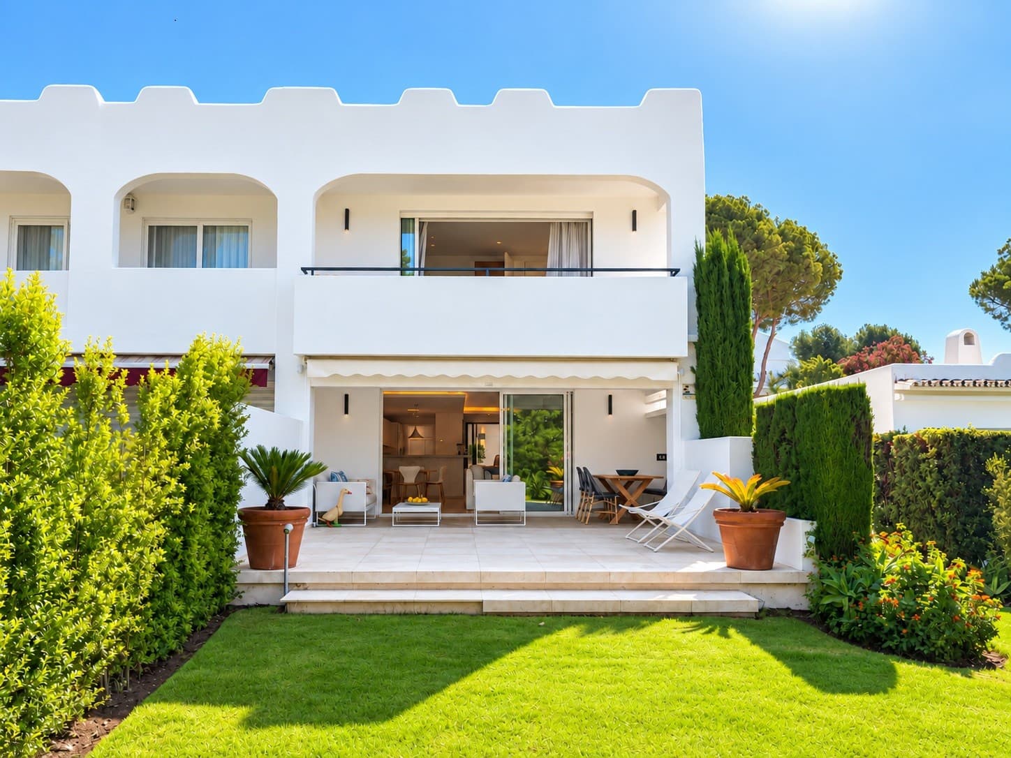 Charming 2-bedroom townhouse in Peñablanca Nueva Andalucia