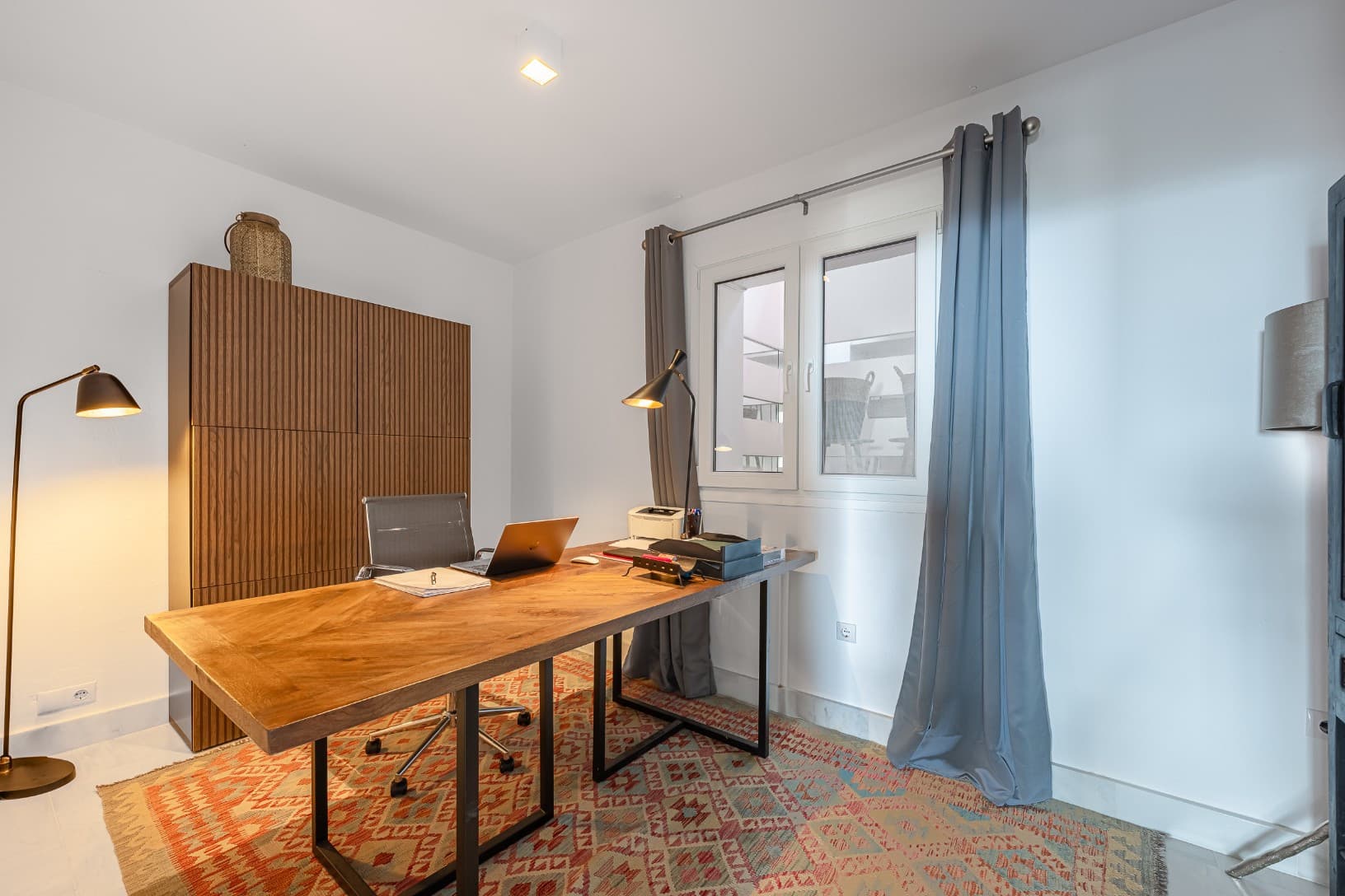 Exclusive Duplex Reformed with Panoramic Sea Views in La Quinta, Benahavís