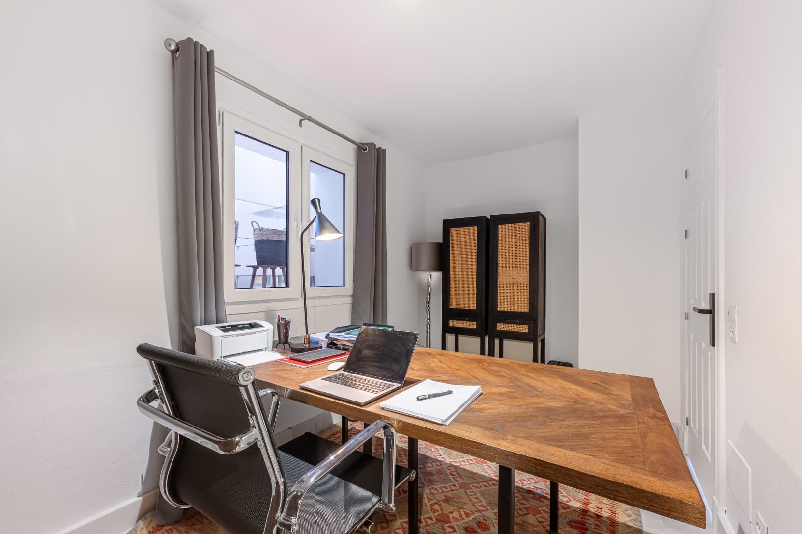 Exclusive Duplex Reformed with Panoramic Sea Views in La Quinta, Benahavís