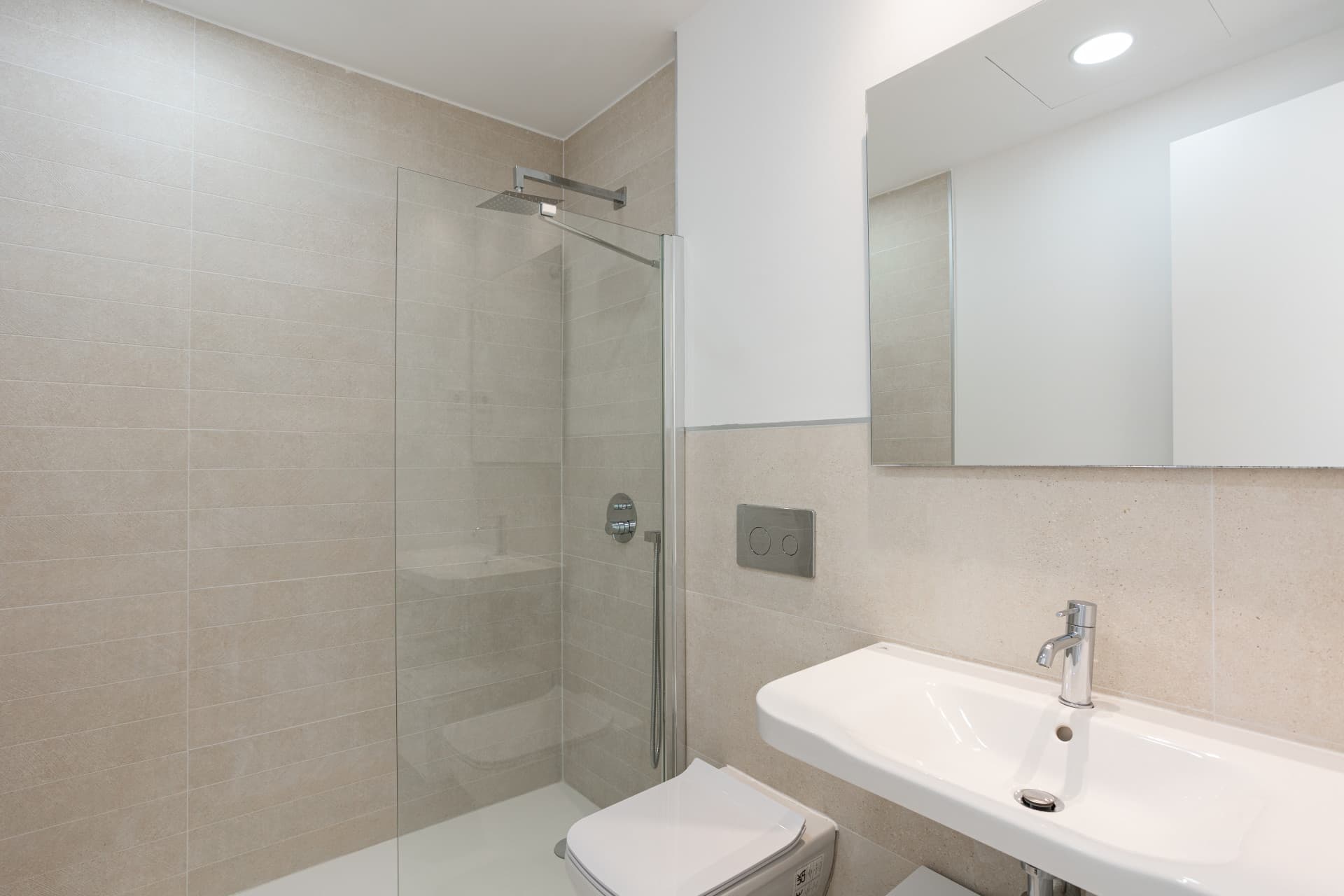 Luxury villa in Marbella ready to move in, Valdeolletas area, with private pool and sea views