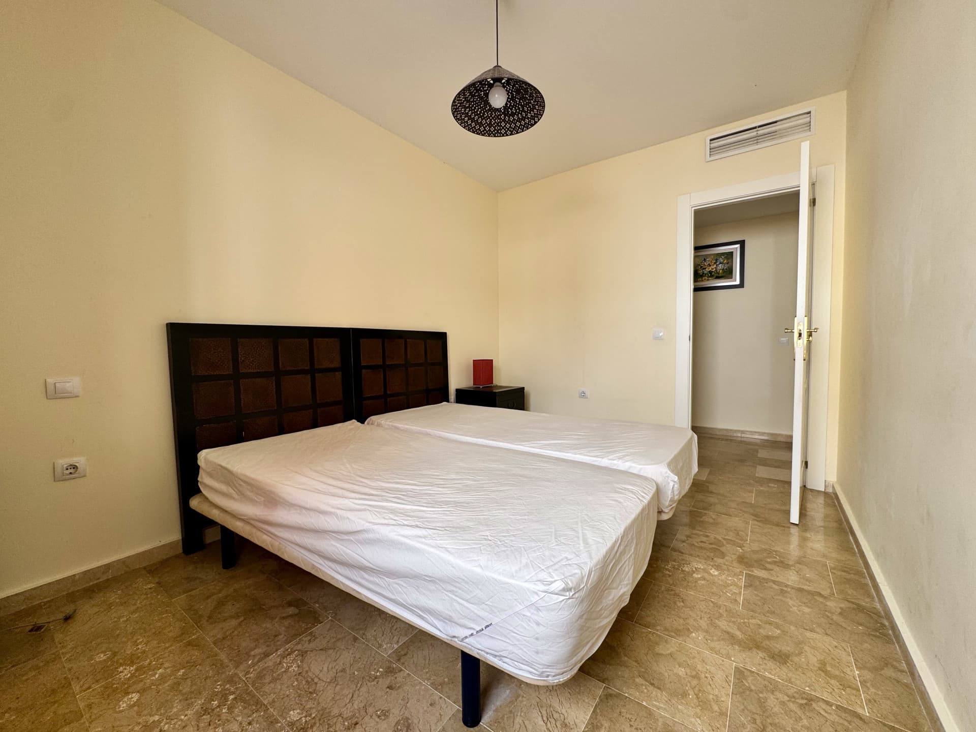 Bright duplex with large terraces and panoramic views, La Duquesa