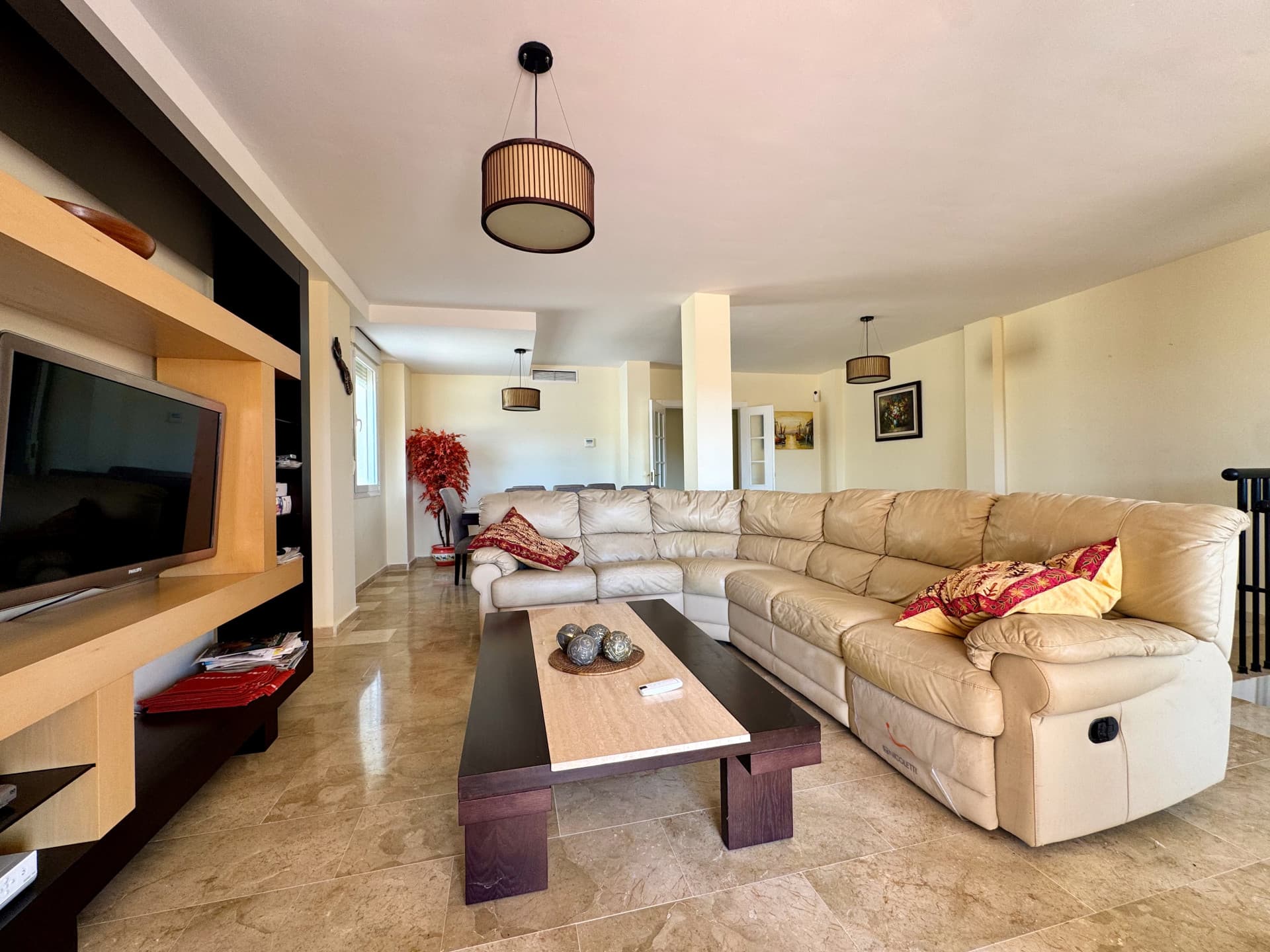 Bright duplex with large terraces and panoramic views, La Duquesa