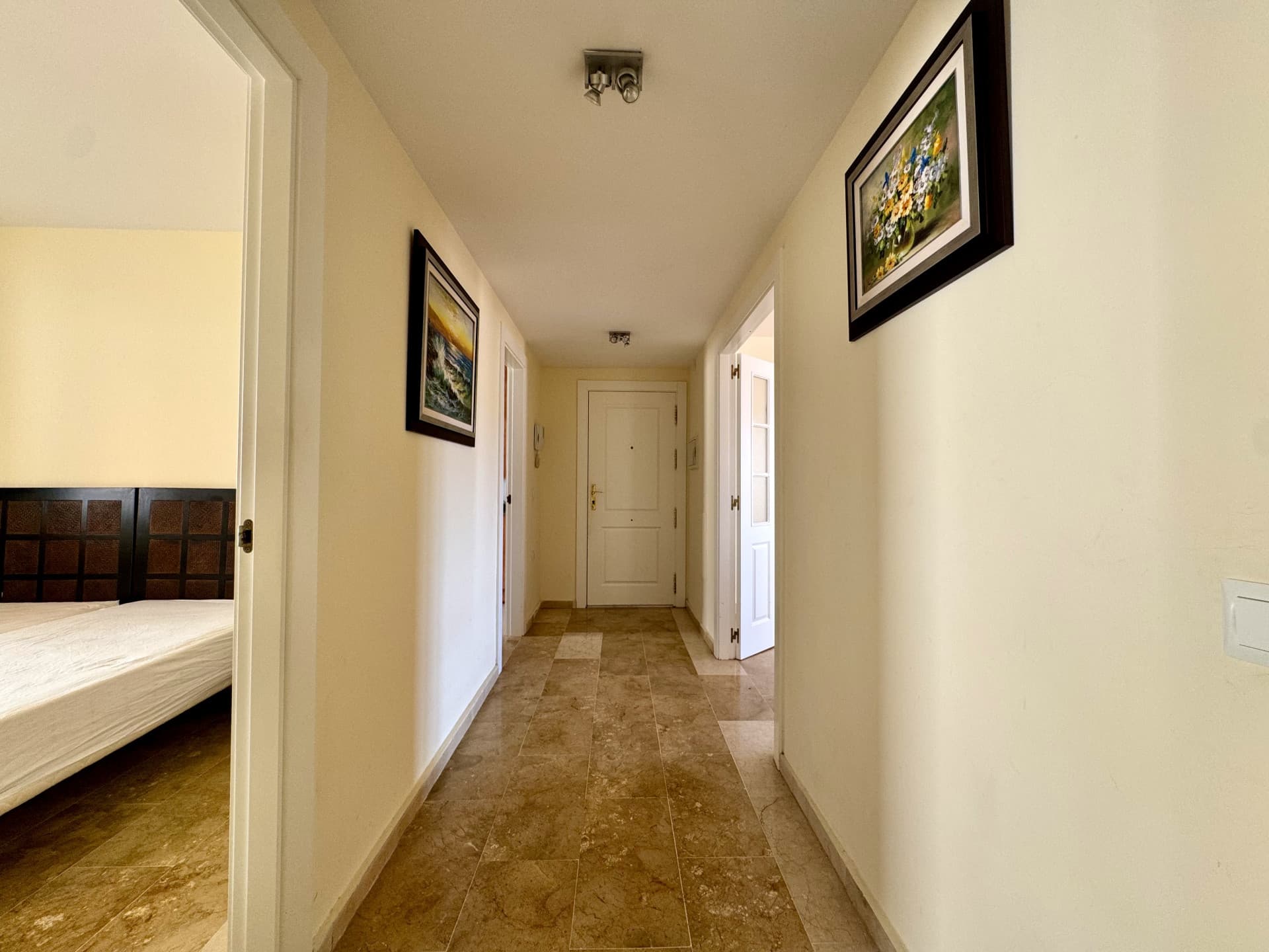 Bright duplex with large terraces and panoramic views, La Duquesa