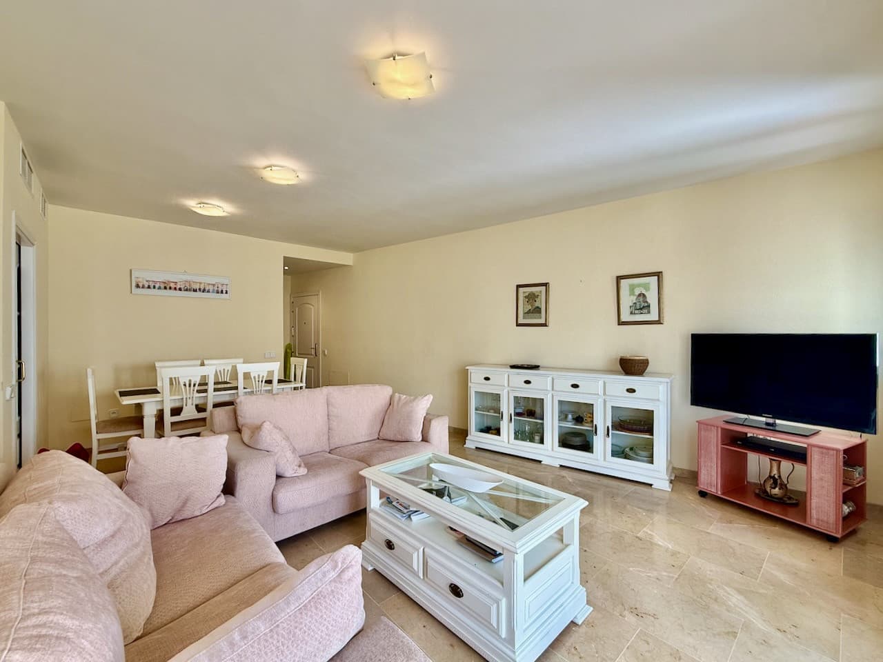 Spacious apartment with views over Duquesa Golf, close to the marina, Manilva
