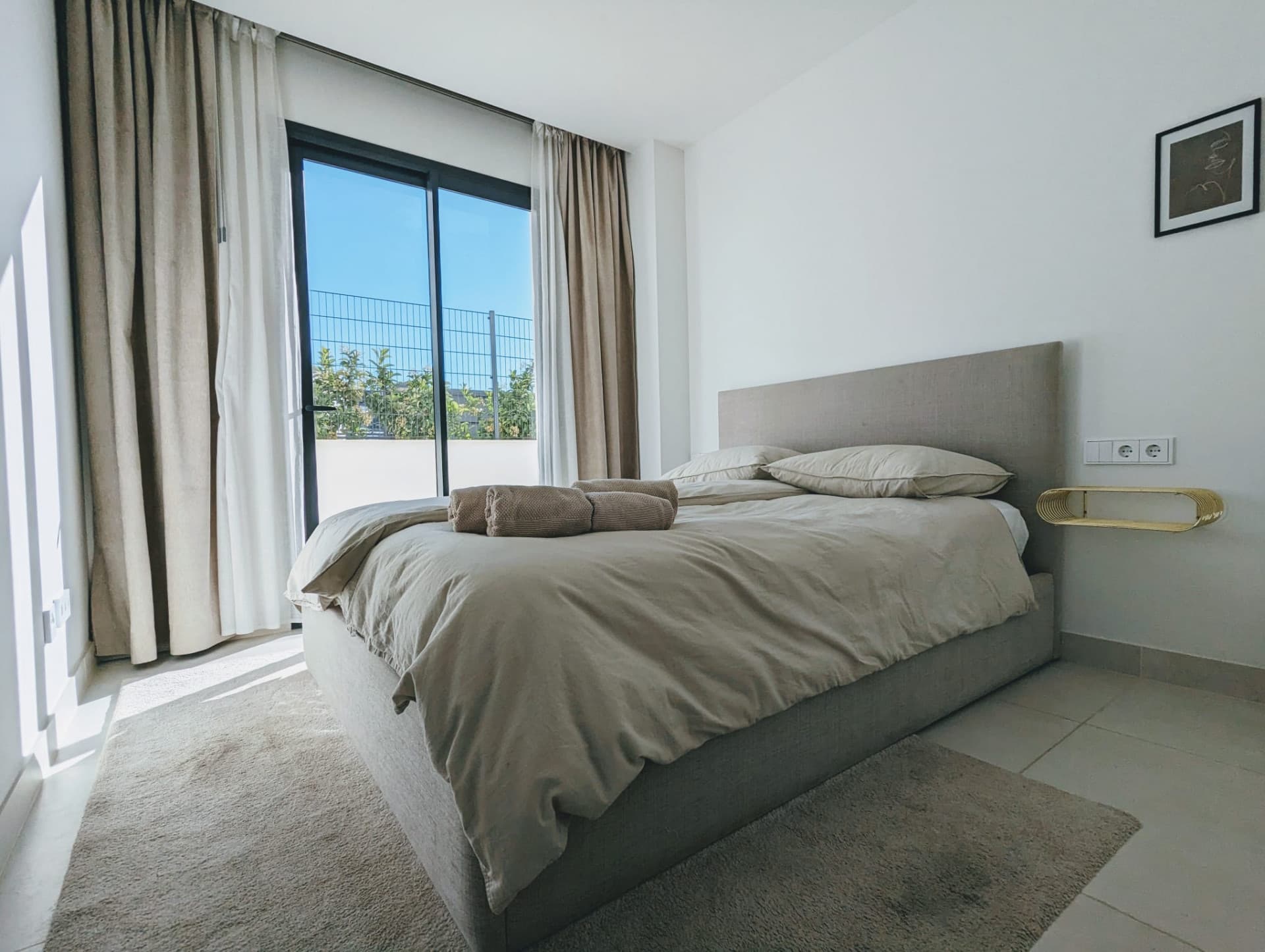 Luxury 3 bed garden villa in Higuerón West with Tourist Licence