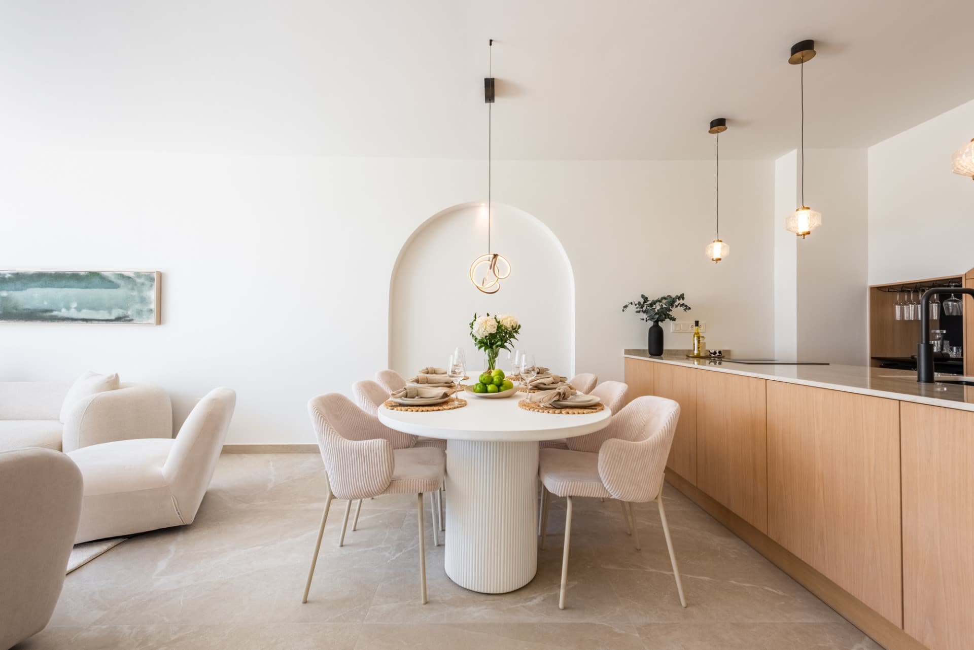 Refurbished 4-bedroom townhouse