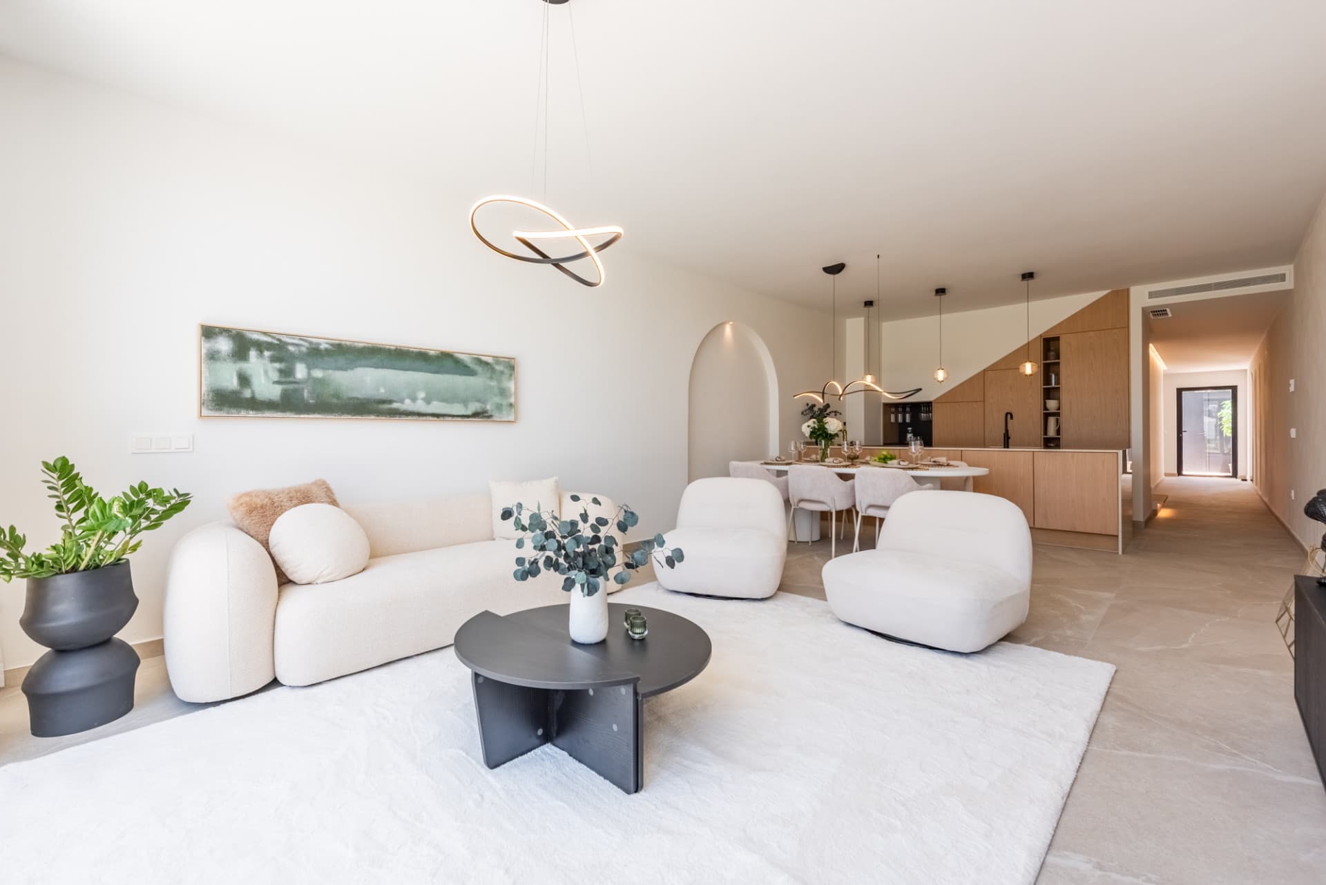 Refurbished 4-bedroom townhouse