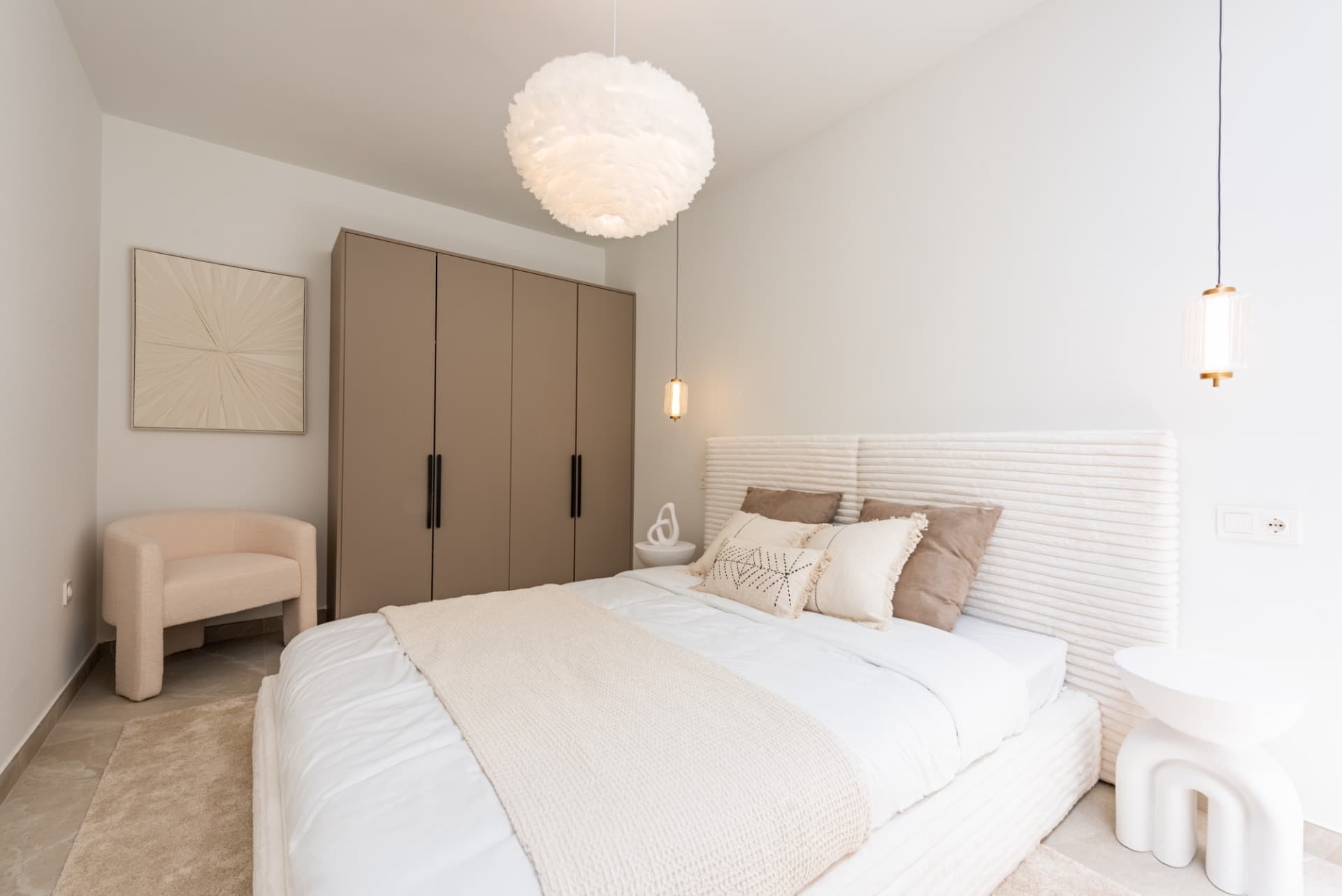 Refurbished 4-bedroom townhouse
