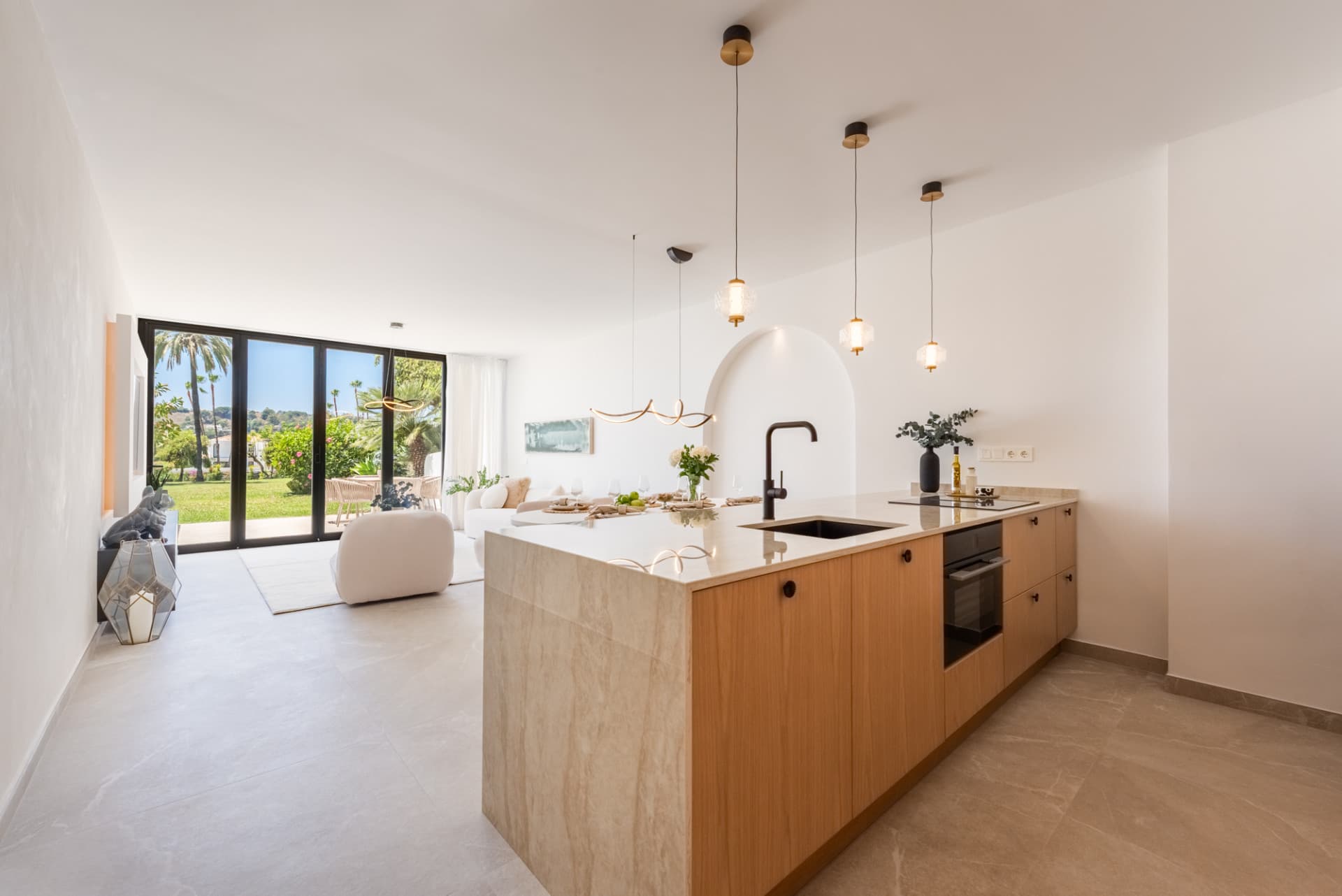 Refurbished 4-bedroom townhouse