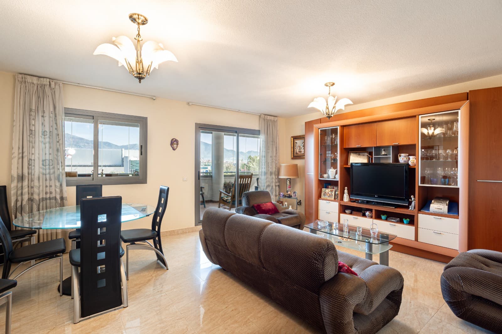 Prime Location Apartment in Fuengirola – Walk to Everything!
