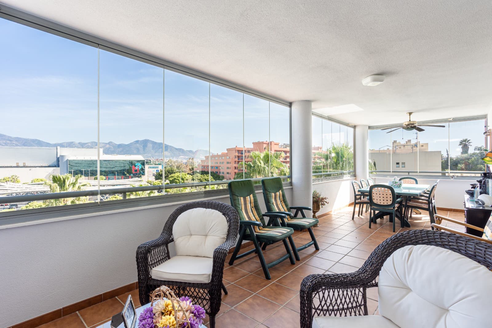 Prime Location Apartment in Fuengirola – Walk to Everything!