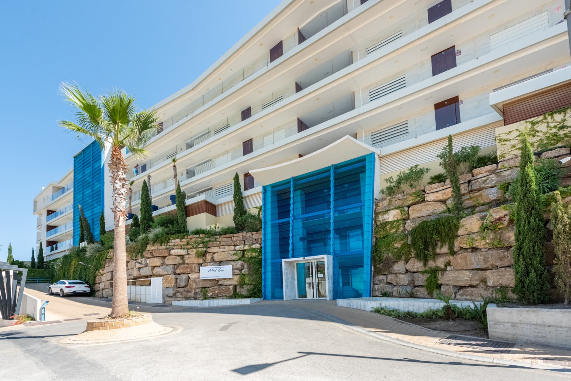 Three bedroom apartment with panoramic sea view in MedOne, El Higueron