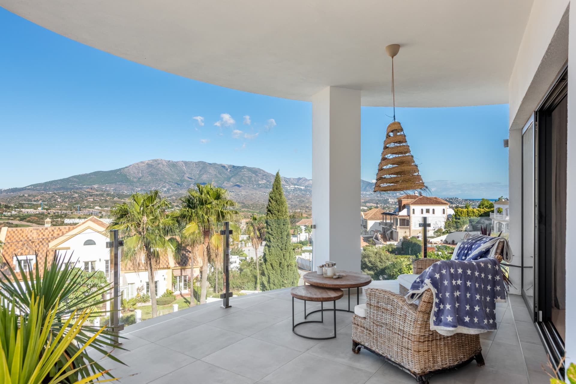Exclusive Golf Lifestyle Villa with Panoramic Views in La Cala Golf