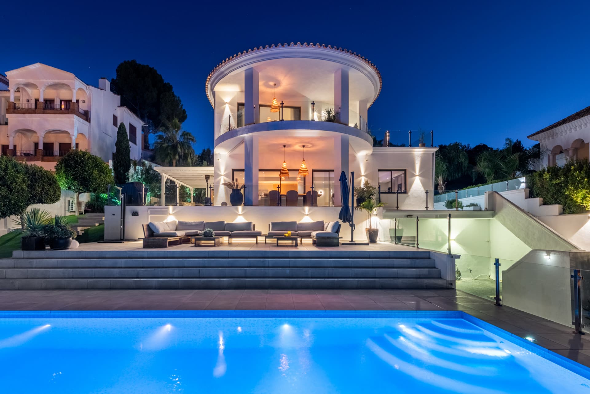 Exclusive Golf Lifestyle Villa with Panoramic Views in La Cala Golf