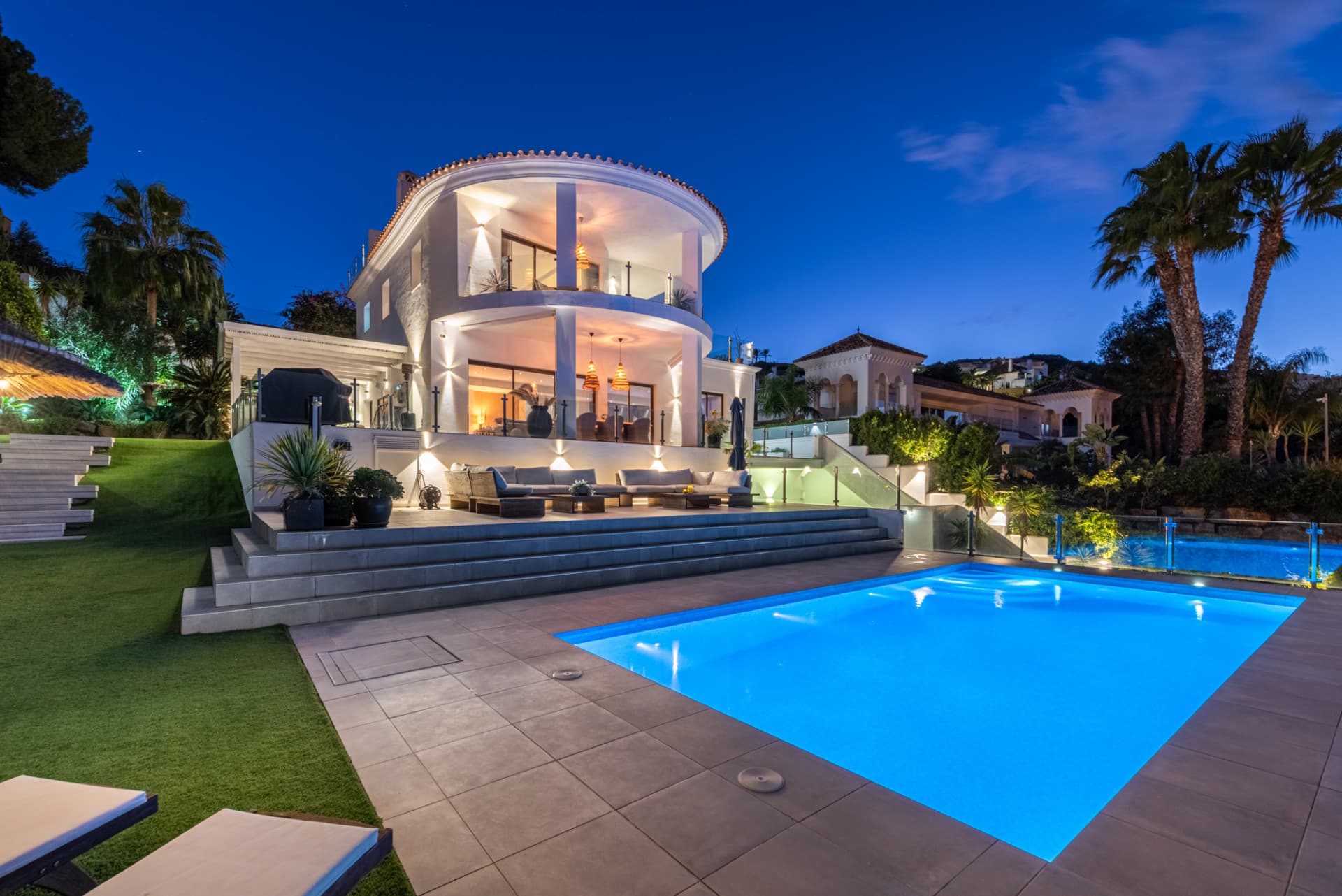 Exclusive Golf Lifestyle Villa with Panoramic Views in La Cala Golf