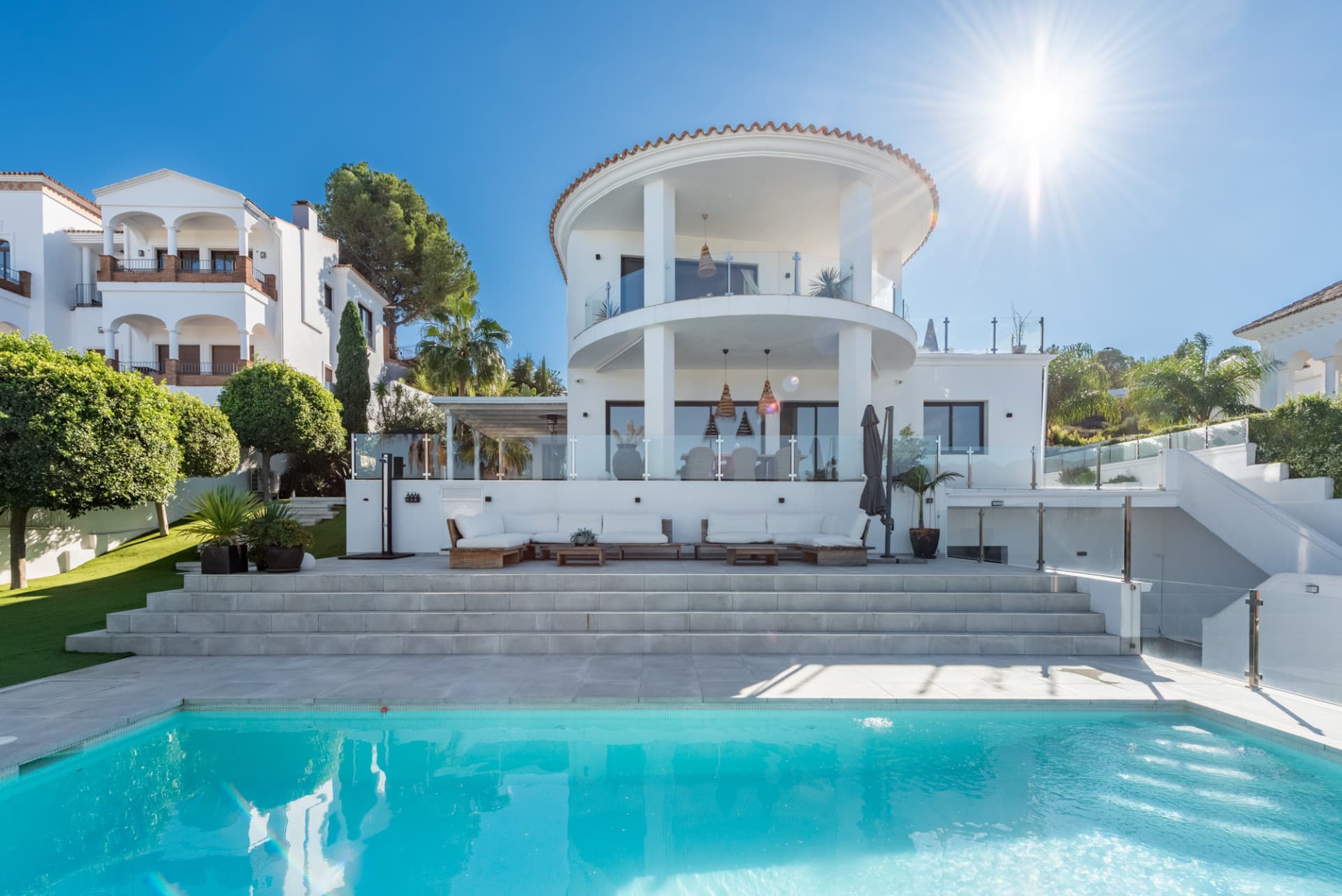 Exclusive Golf Lifestyle Villa with Panoramic Views in La Cala Golf
