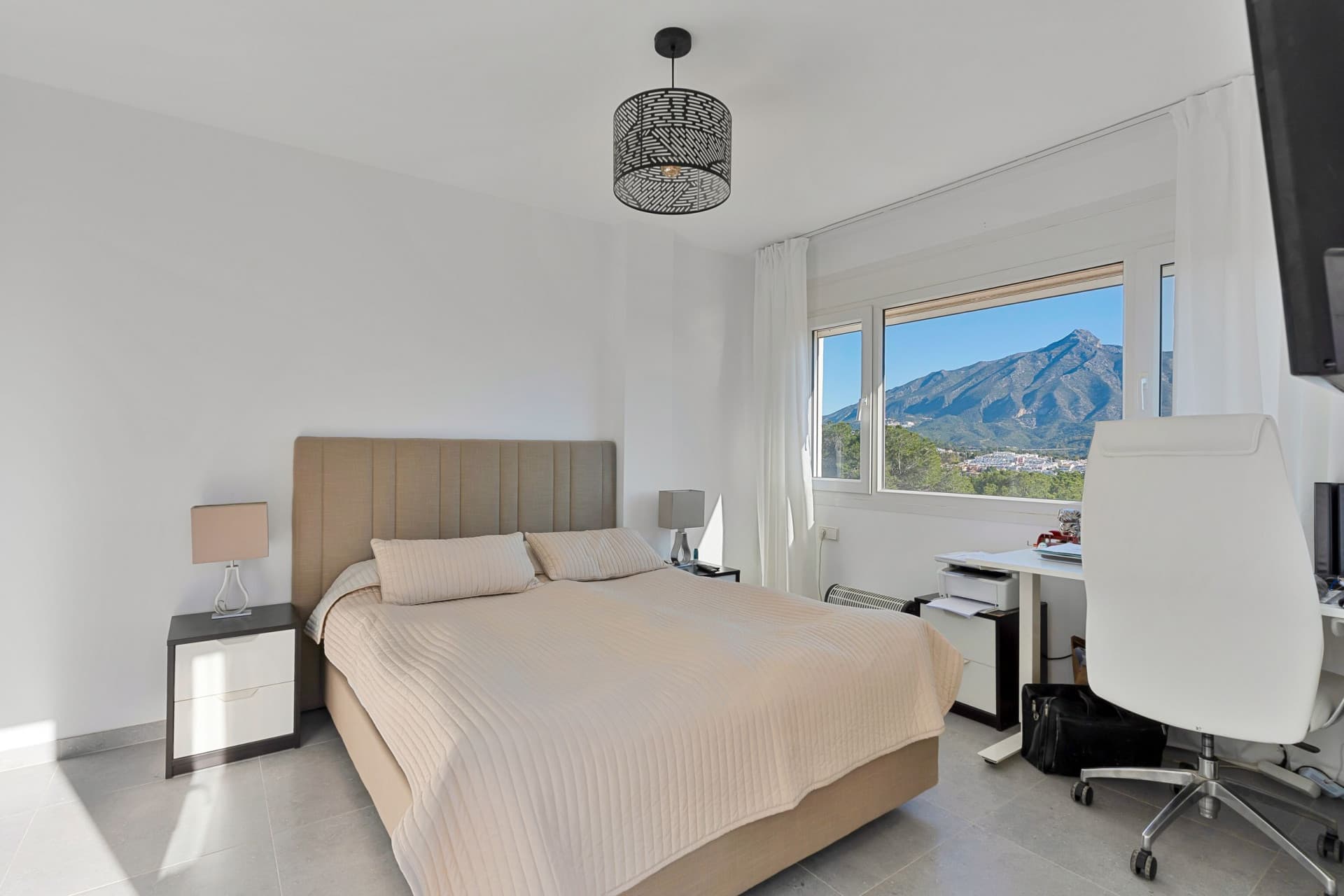 Newly renovated duplex apartment with seaviews