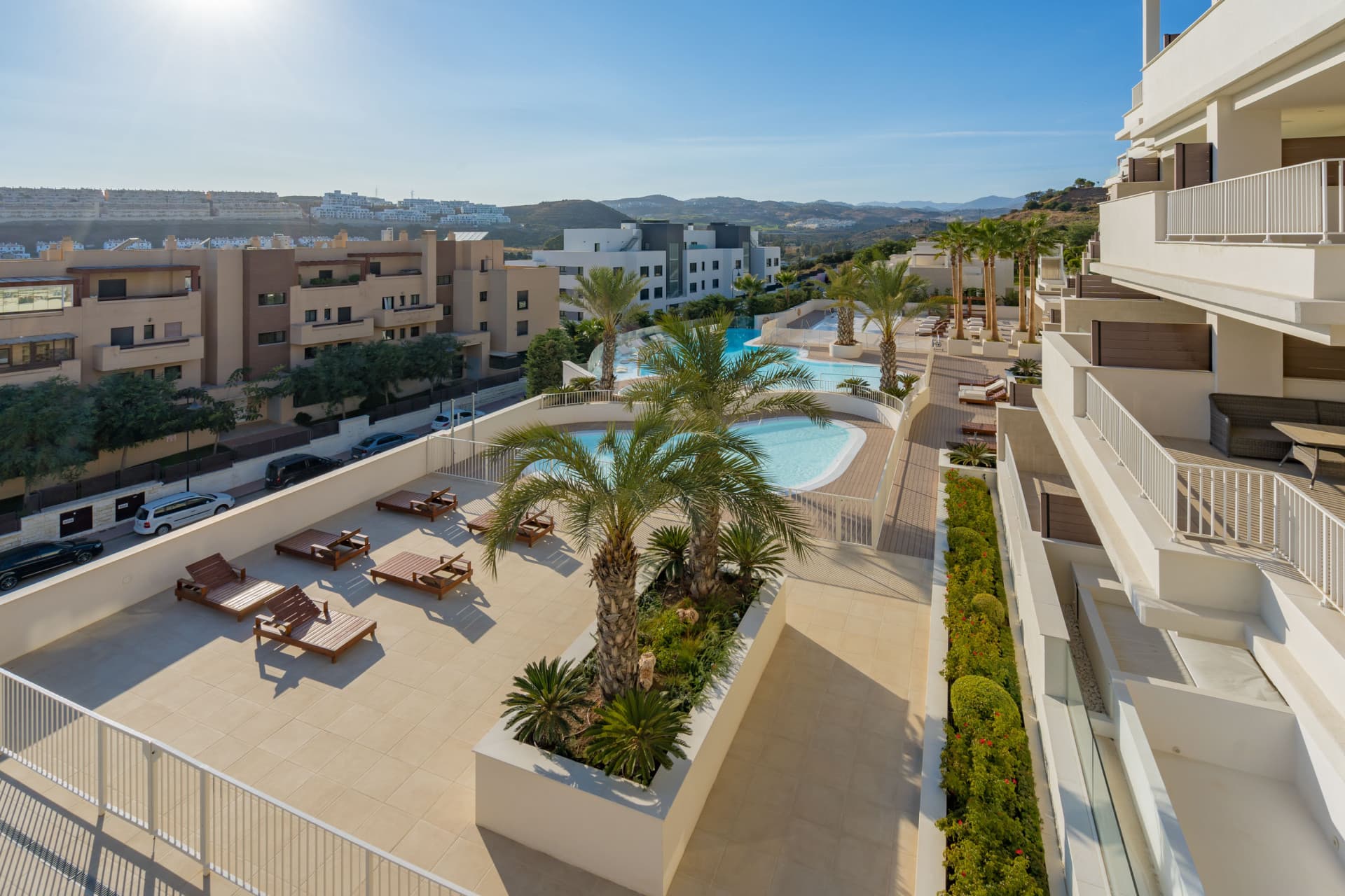 Exklusivt modernt boende i La Cala de Mijas, gångavstånd till strand, restauranger och affärer.