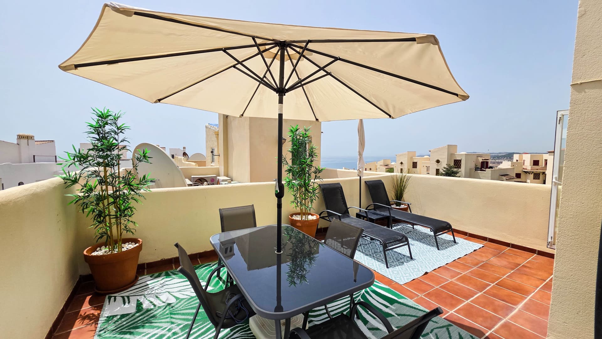 Ático Dúplex con Vistas Panorámicas al Mar en Estrella de la Bahía, Casares