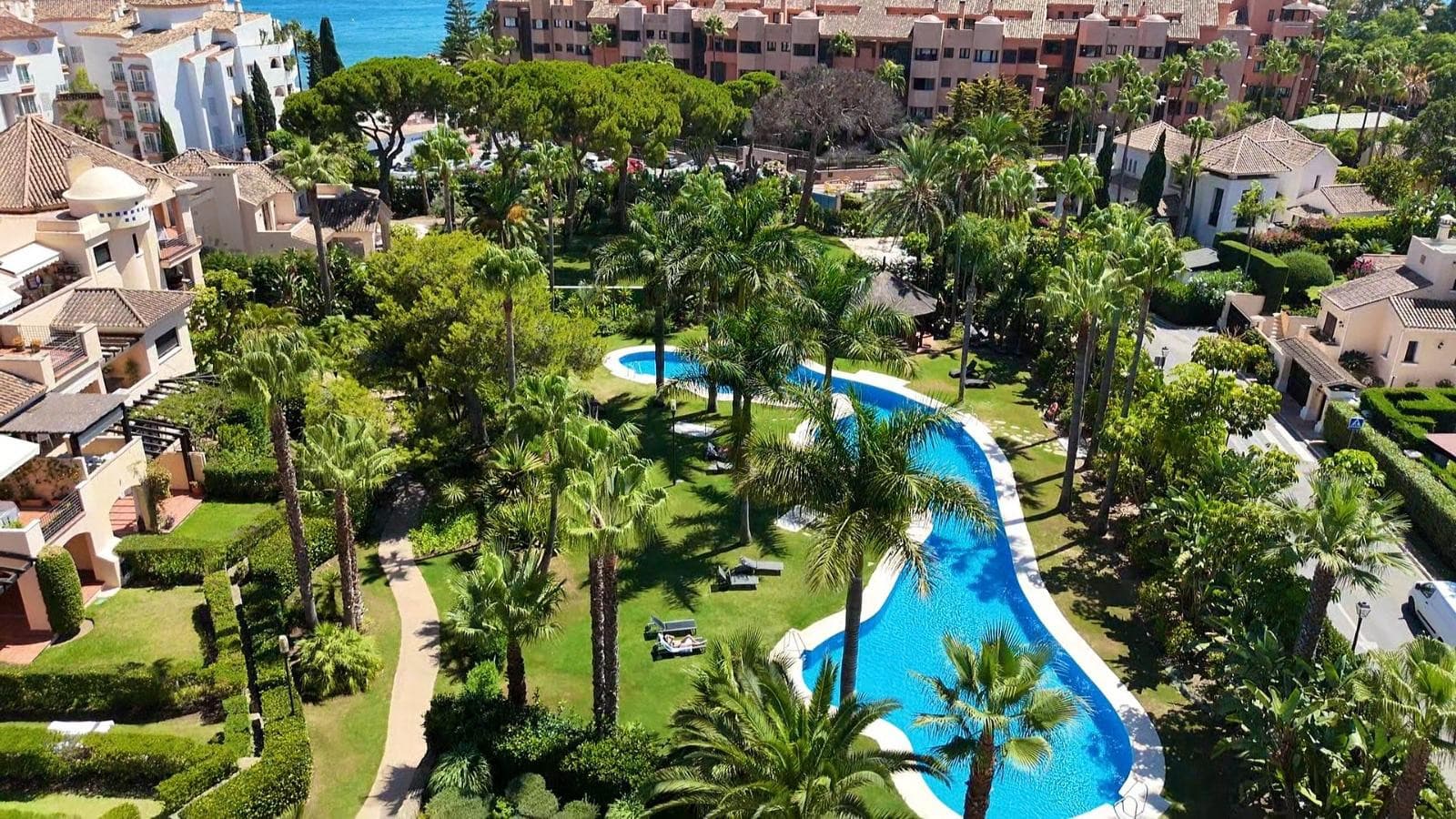 Exclusiva Playa en Las Mimosas, 3 Habitaciones & Instalaciones Premium
