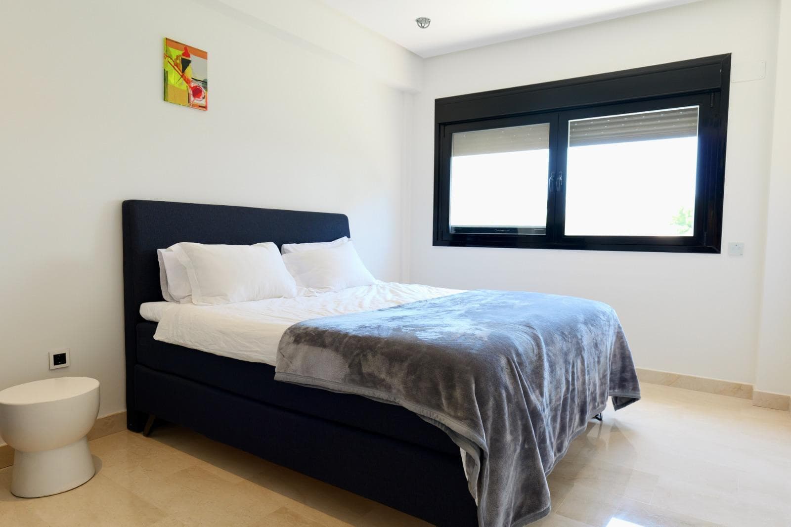 Exclusive Beachside Apartment in Las Mimosas, Walking Distance to Puerto Banús & Mistral Beach