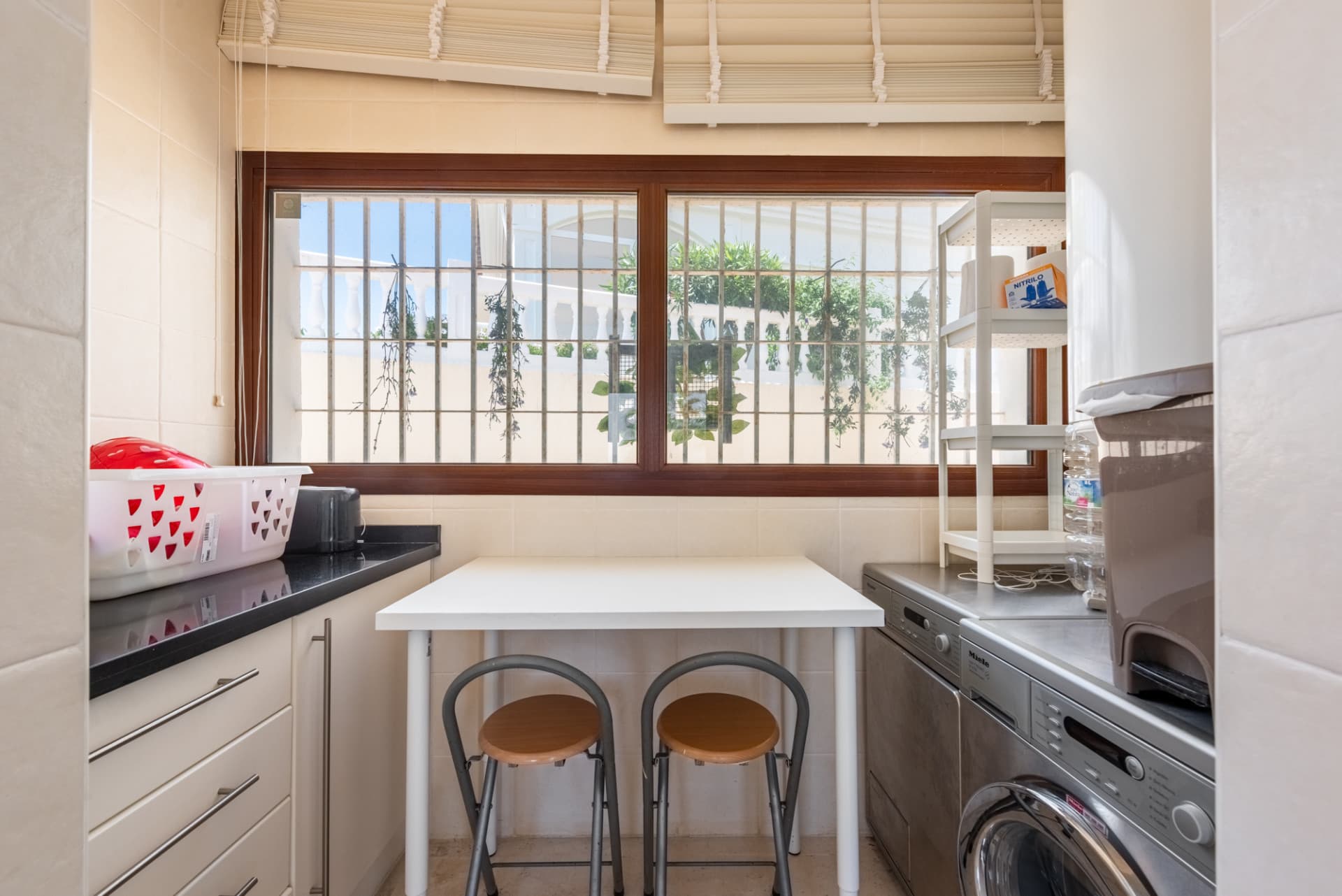 Small villa with panoramic views in Jardines del Águila