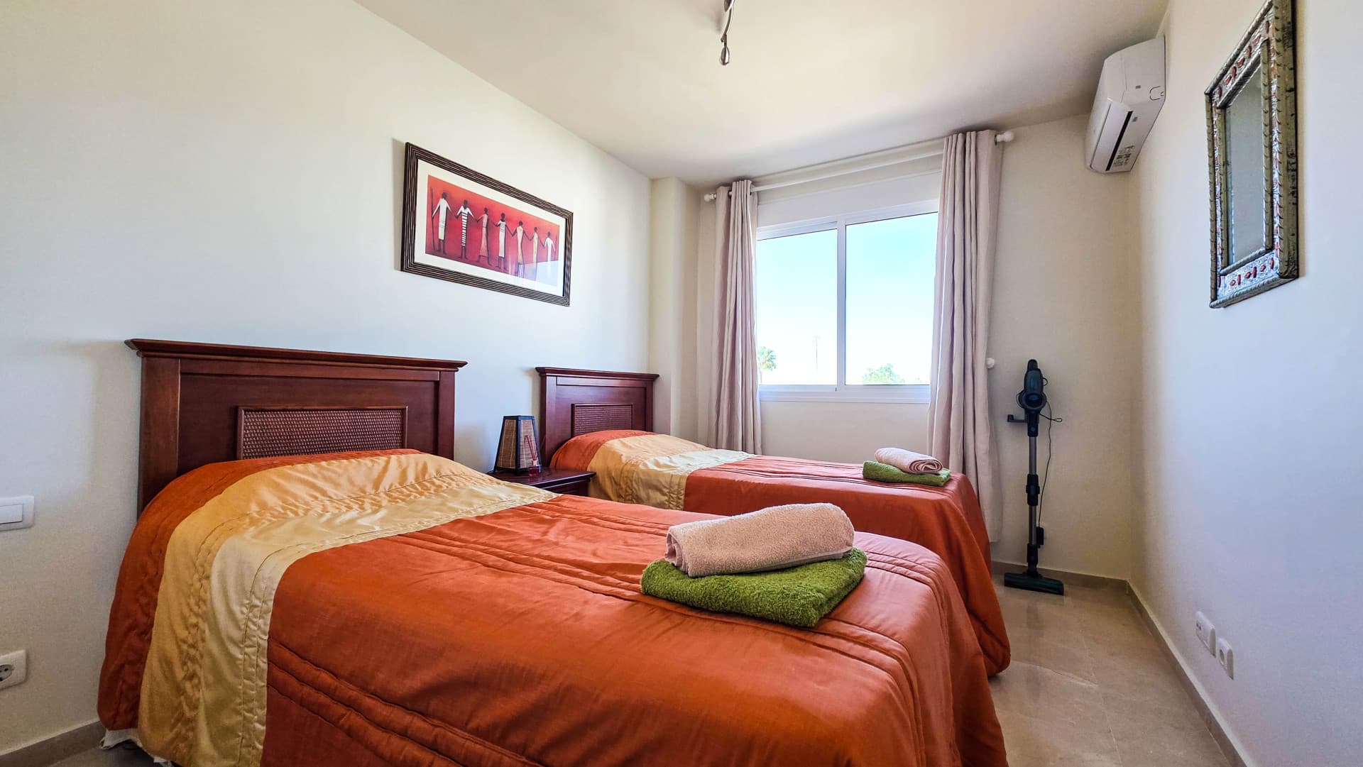 Refurbished Duplex Penthouse with Panoramic Sea and Mountain Views in La Duquesa