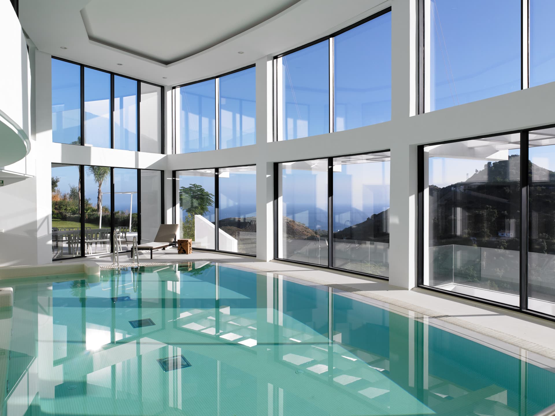 Spectacular Penthouse with a Roof Terrace and its Own Private Pool & Jacuzzi with The Best Sea and Mountain Views