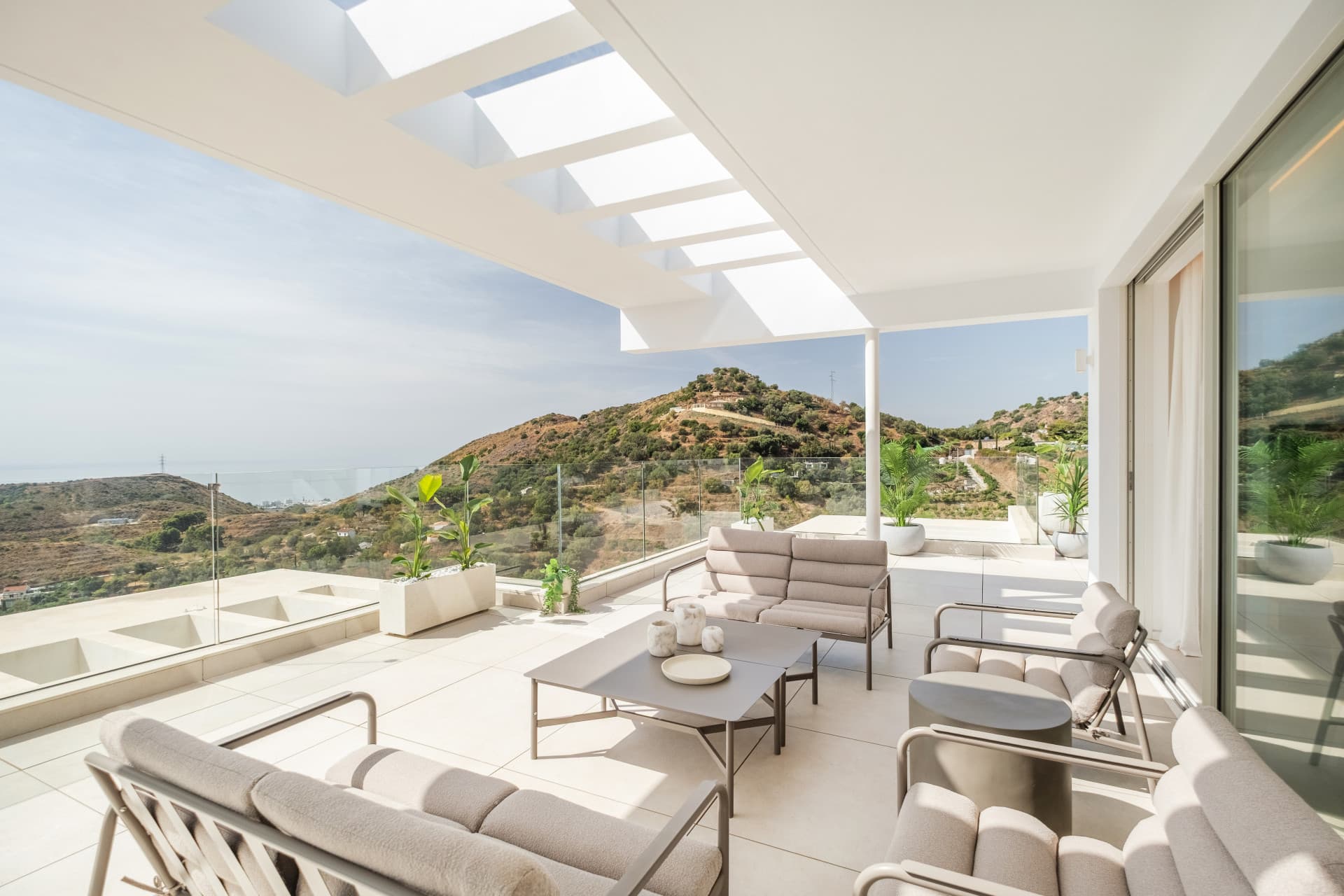 Spectacular Penthouse with a Roof Terrace and its Own Private Pool & Jacuzzi with The Best Sea and Mountain Views