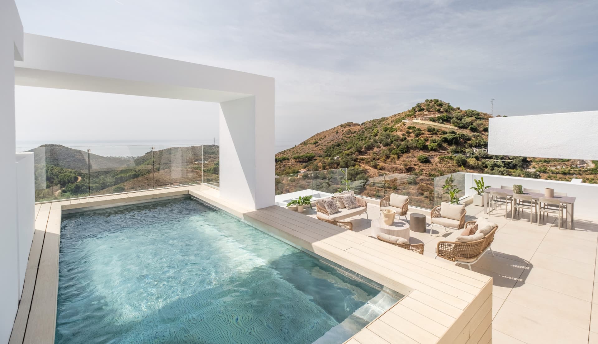Spectacular Penthouse with a Roof Terrace and its Own Private Pool & Jacuzzi with The Best Sea and Mountain Views