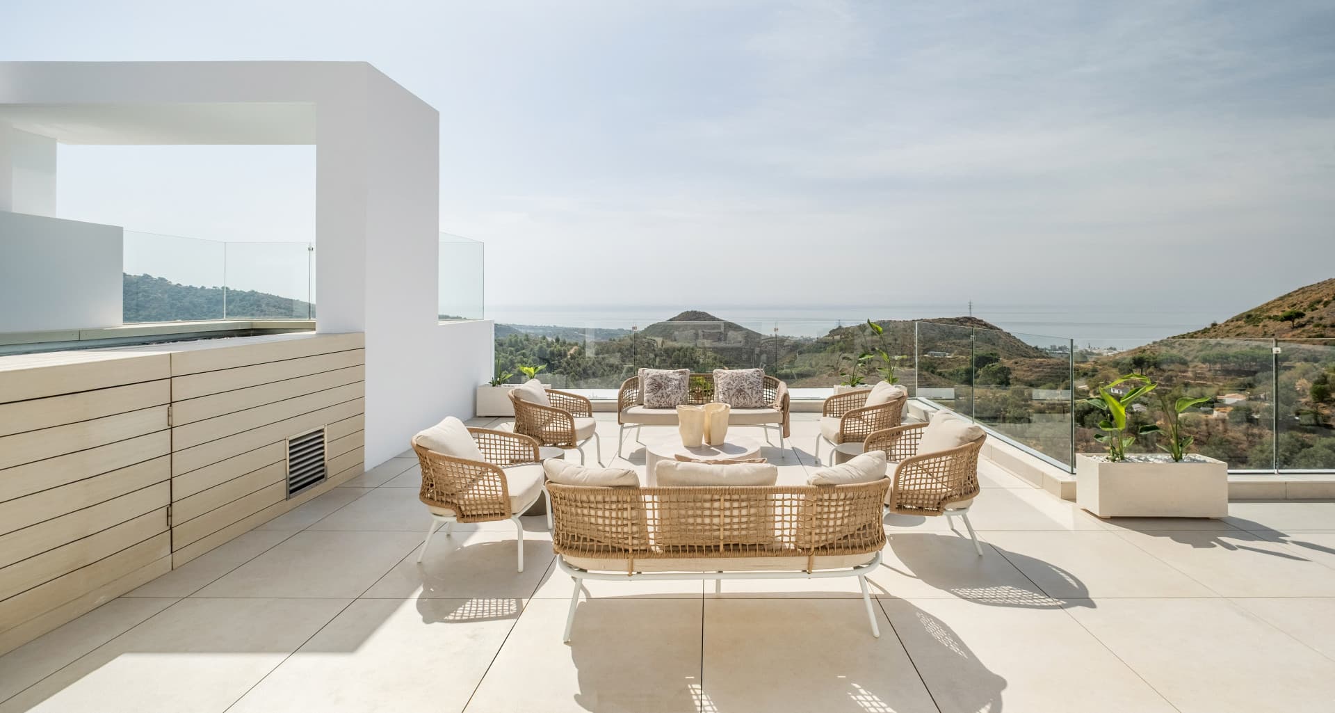 Spectacular Penthouse with a Roof Terrace and its Own Private Pool & Jacuzzi with The Best Sea and Mountain Views