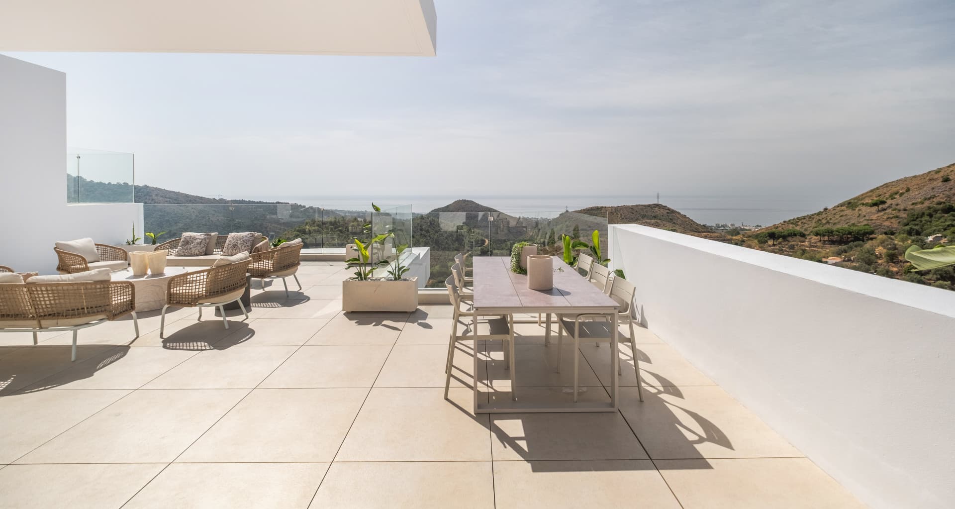 Spectacular Penthouse with a Roof Terrace and its Own Private Pool & Jacuzzi with The Best Sea and Mountain Views