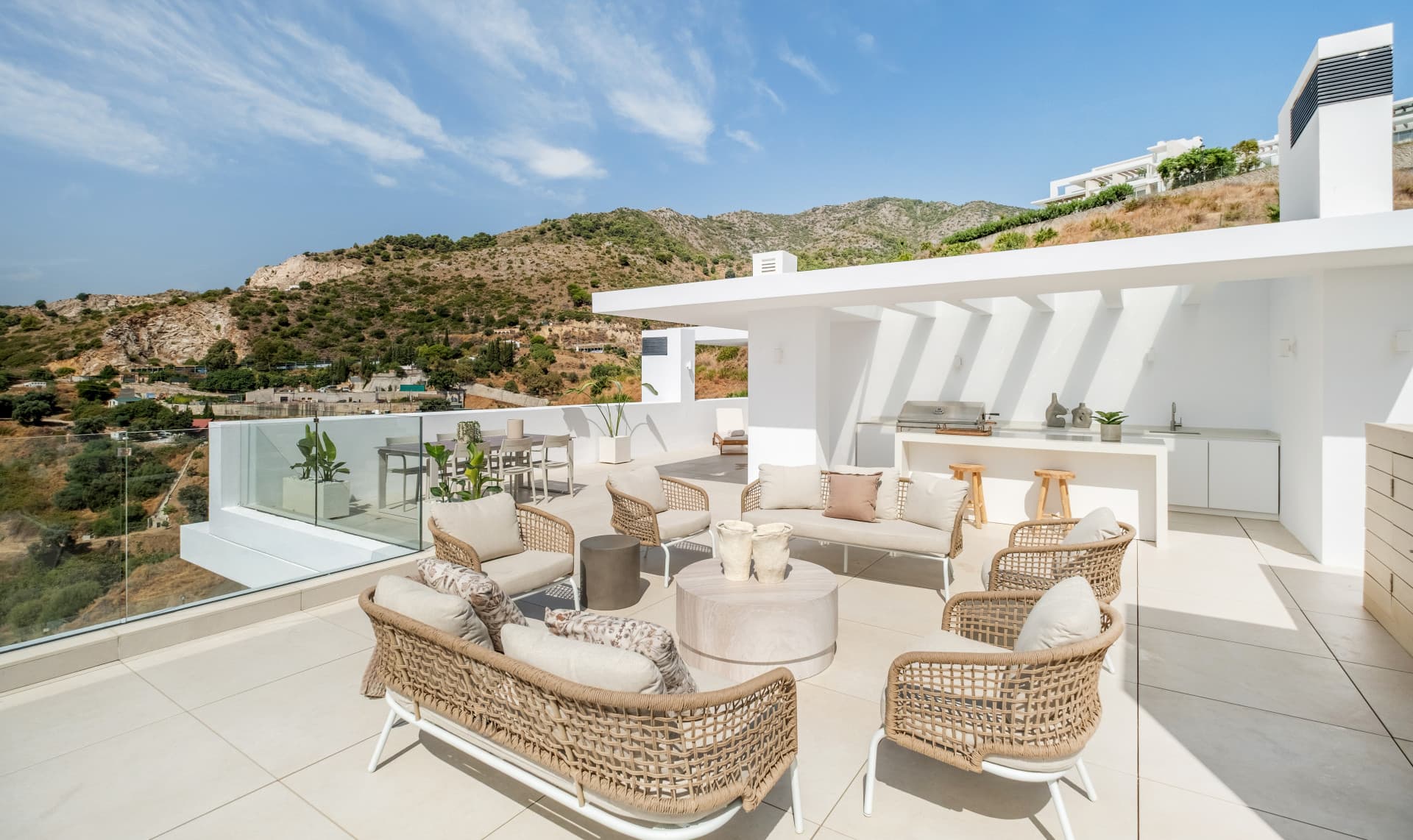 Spectacular Penthouse with a Roof Terrace and its Own Private Pool & Jacuzzi with The Best Sea and Mountain Views