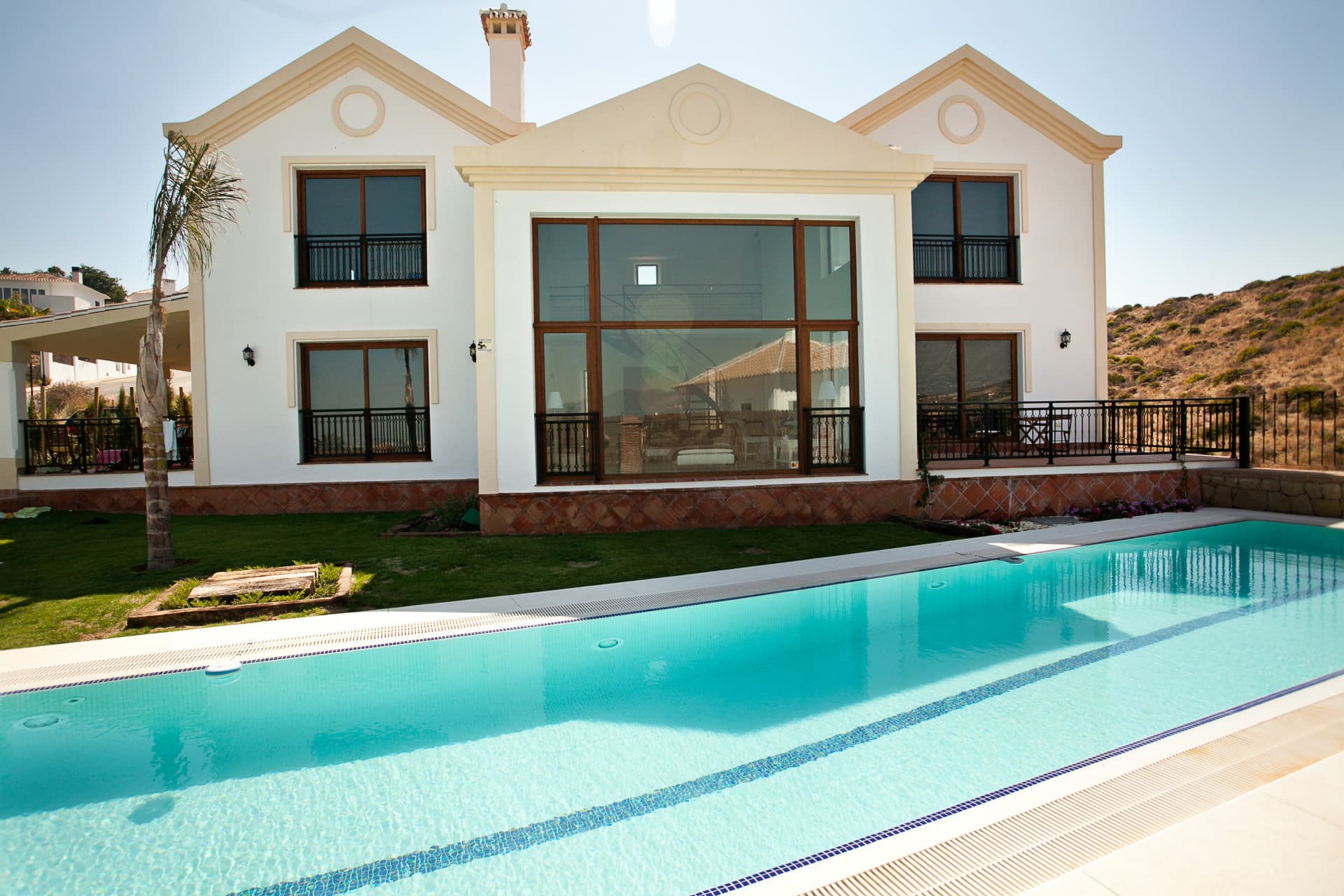 2060 Wonderful villa in a golf resort This detached villa in La Cala Golf Resort offers generous space and a well-planne