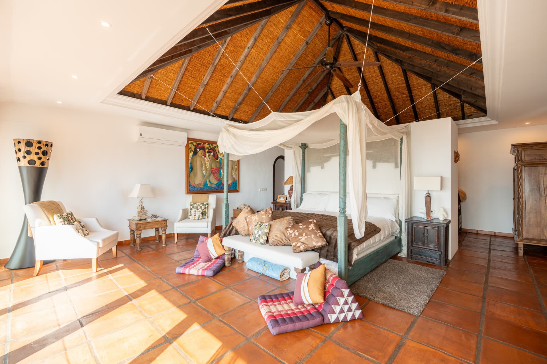 Elegant 4-Bedroom Luxury Villa Walking Distance to Mijas Pueblo