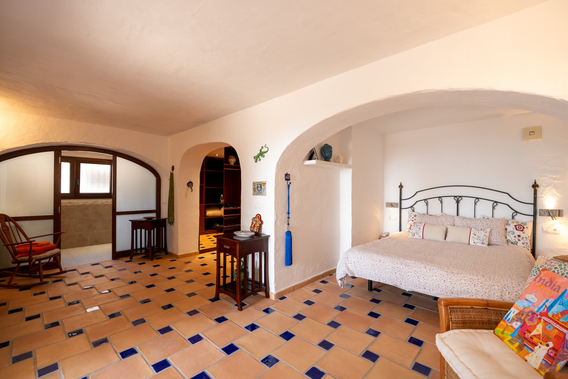 Elegant 4-Bedroom Luxury Villa Walking Distance to Mijas Pueblo