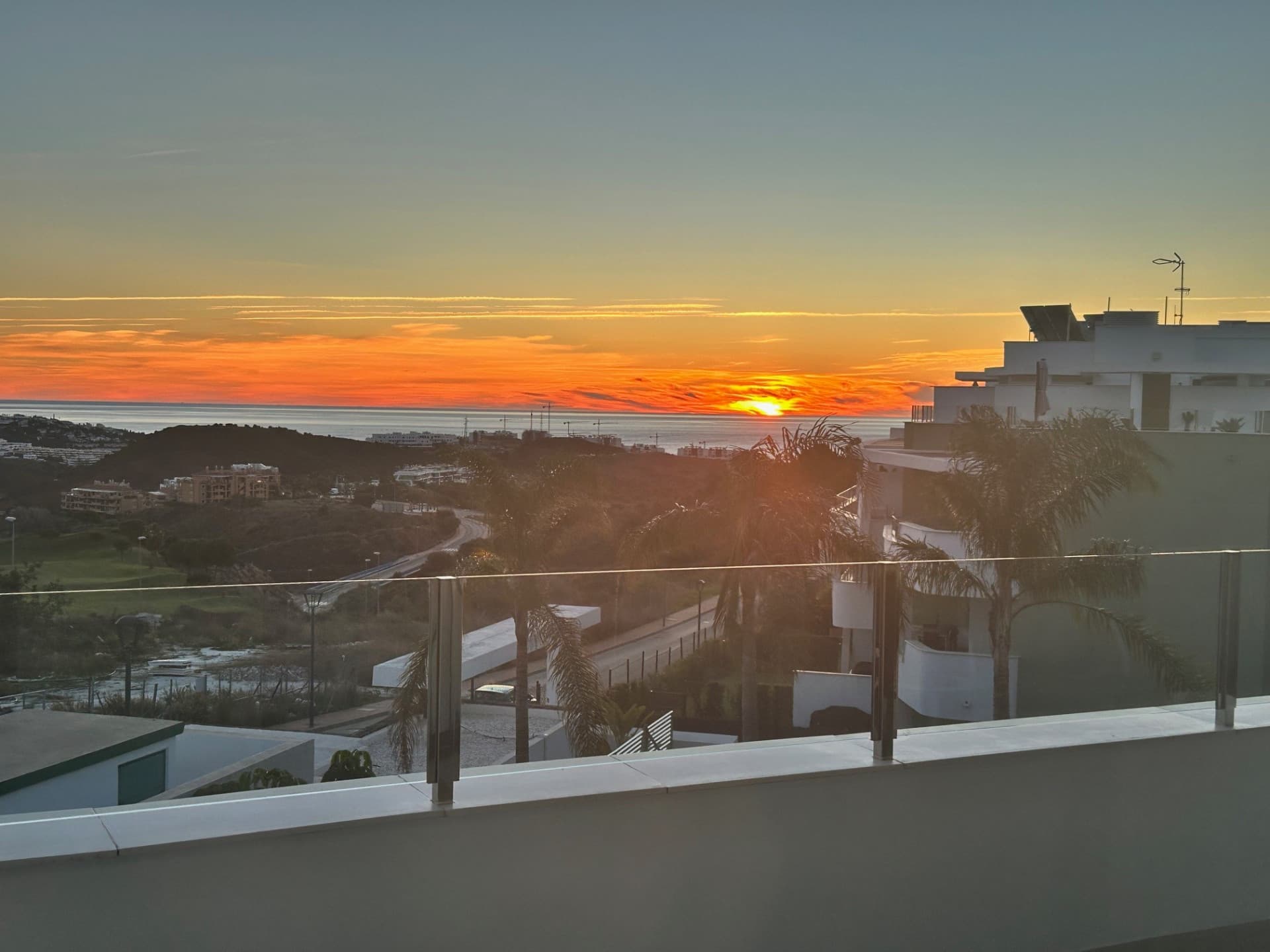 Stijlvol modern appartement met panoramisch uitzicht in Ipanema Homes – Calanova Golf