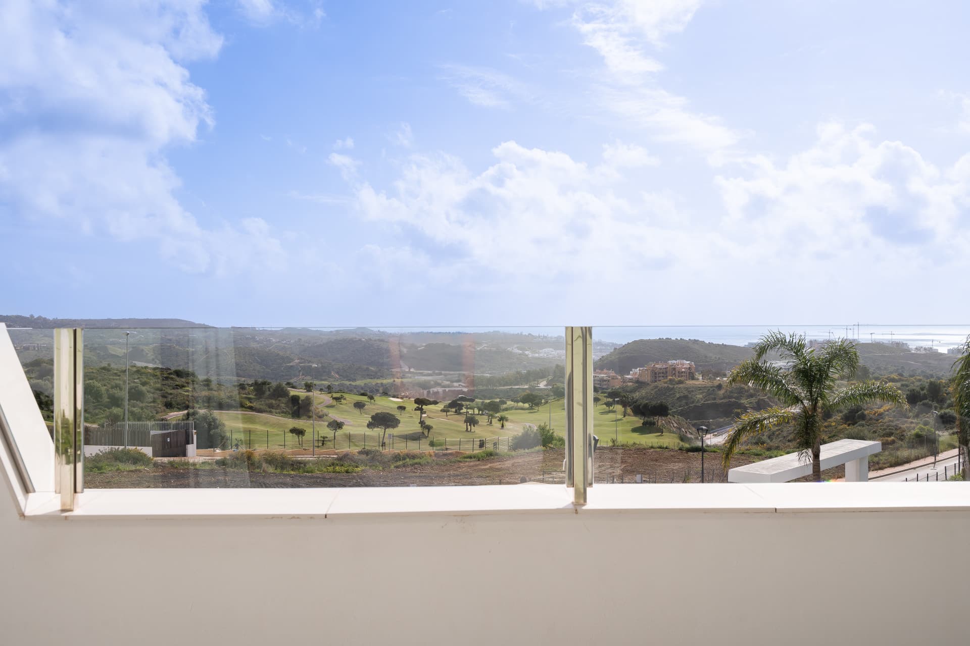 Stijlvol modern appartement met panoramisch uitzicht in Ipanema Homes – Calanova Golf