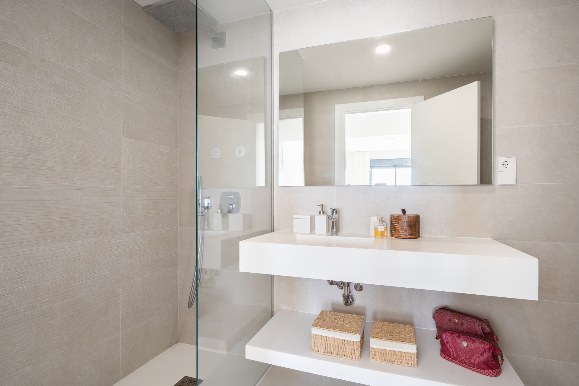 Stijlvol modern appartement met panoramisch uitzicht in Ipanema Homes – Calanova Golf