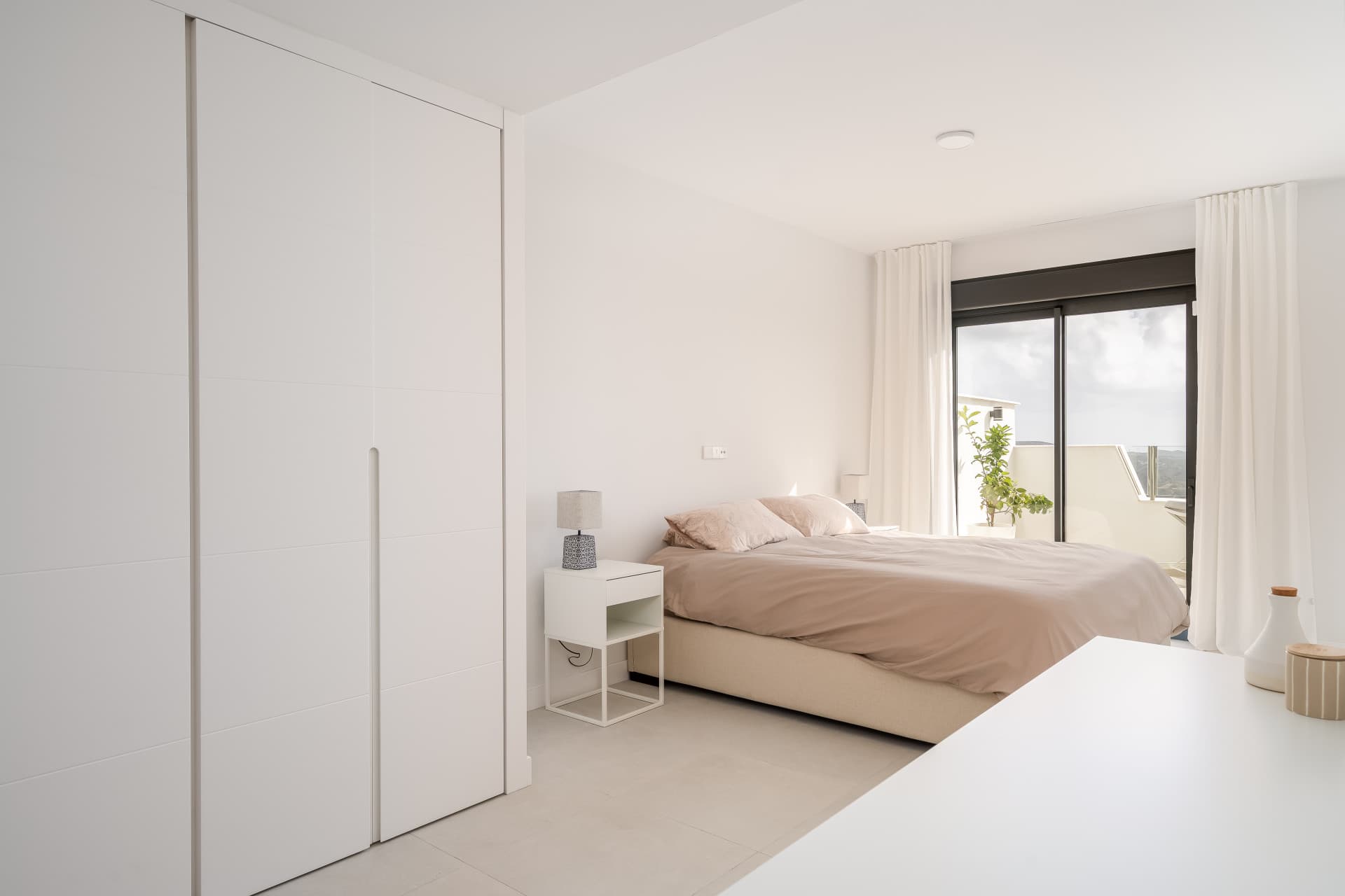 Stijlvol modern appartement met panoramisch uitzicht in Ipanema Homes – Calanova Golf